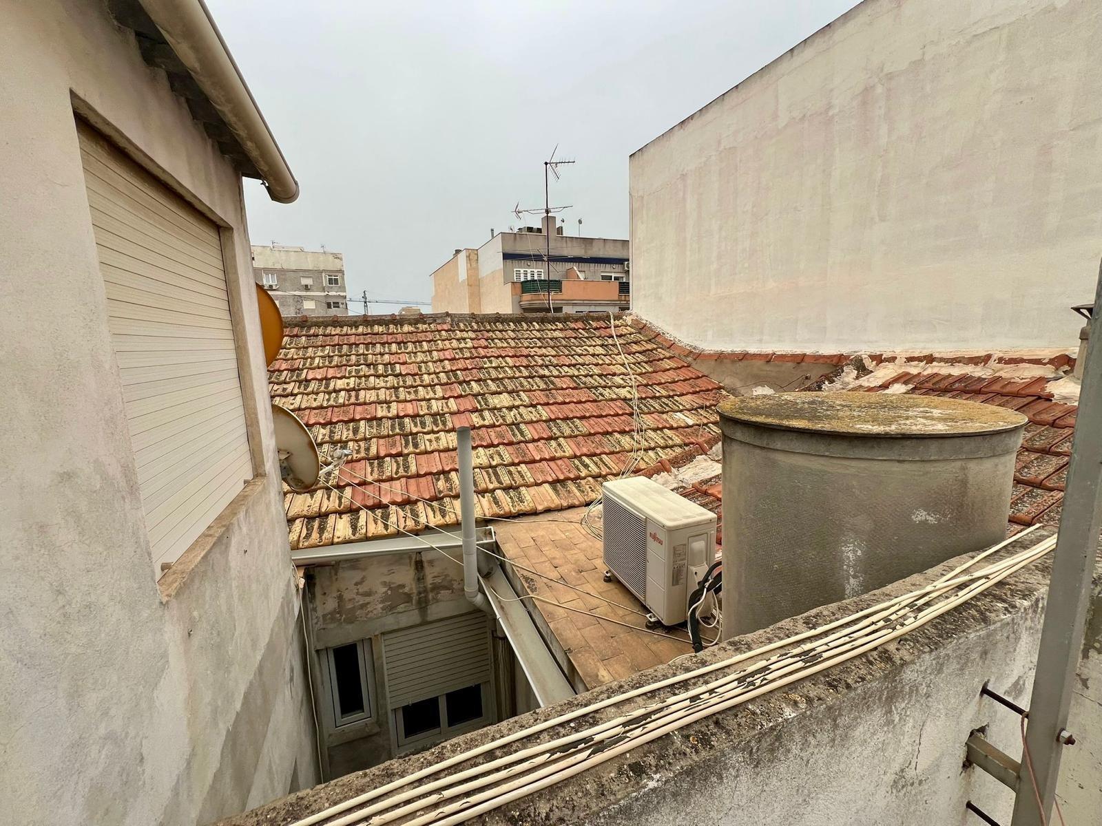 4 Bed, 2 Bath, ApartmentFor Sale, Torrevieja, Alicante