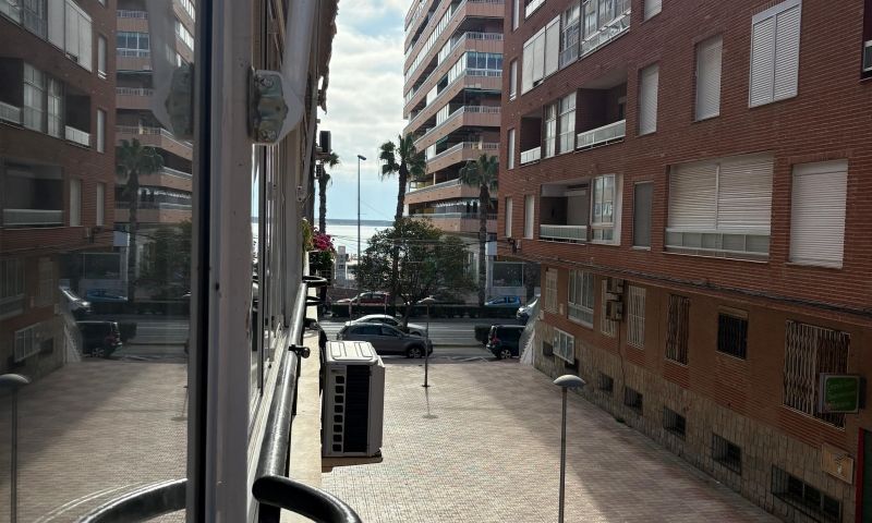 2 Bed, 1 Bath, ApartmentFor Sale, Torrevieja, Alicante