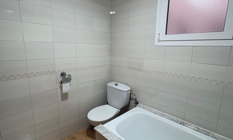 2 Bed, 1 Bath, ApartmentFor Sale, Torrevieja, Alicante