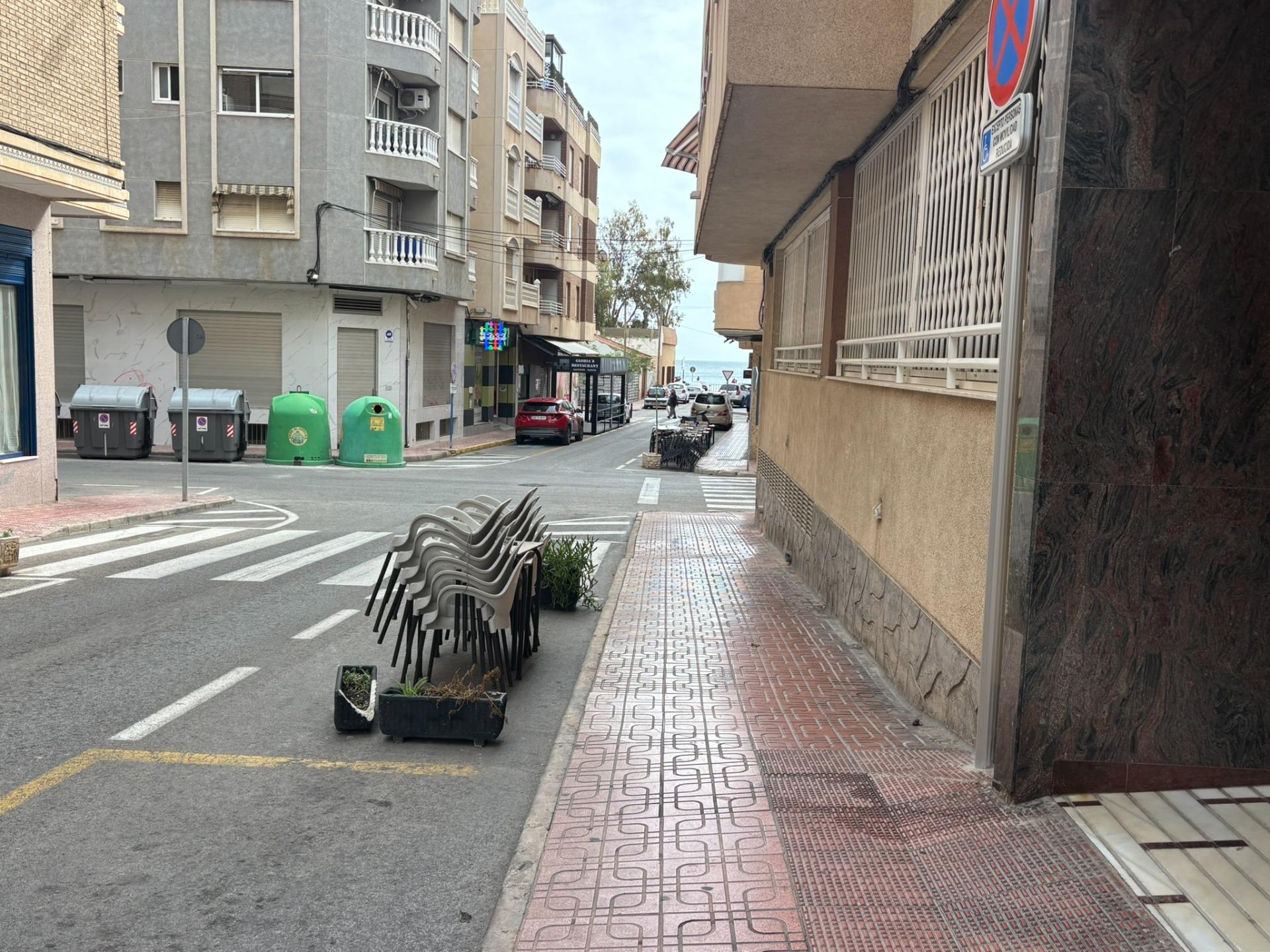 1 Bed, 1 Bath, ApartmentFor Sale, Torrevieja, Alicante