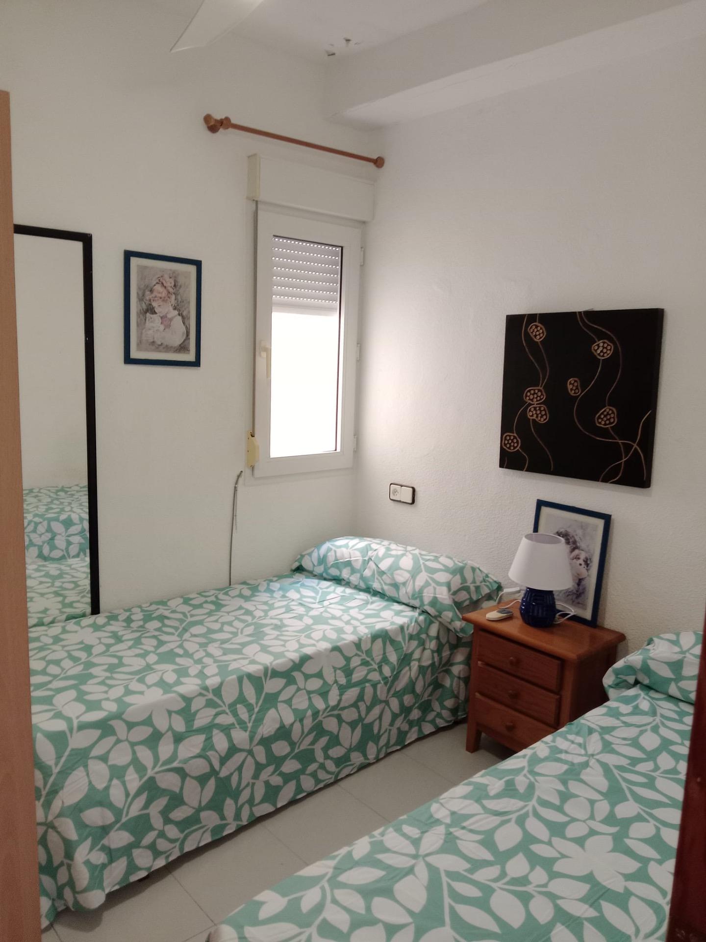 3 Bed, 1 Bath, ApartmentFor Sale, Torrevieja, Alicante