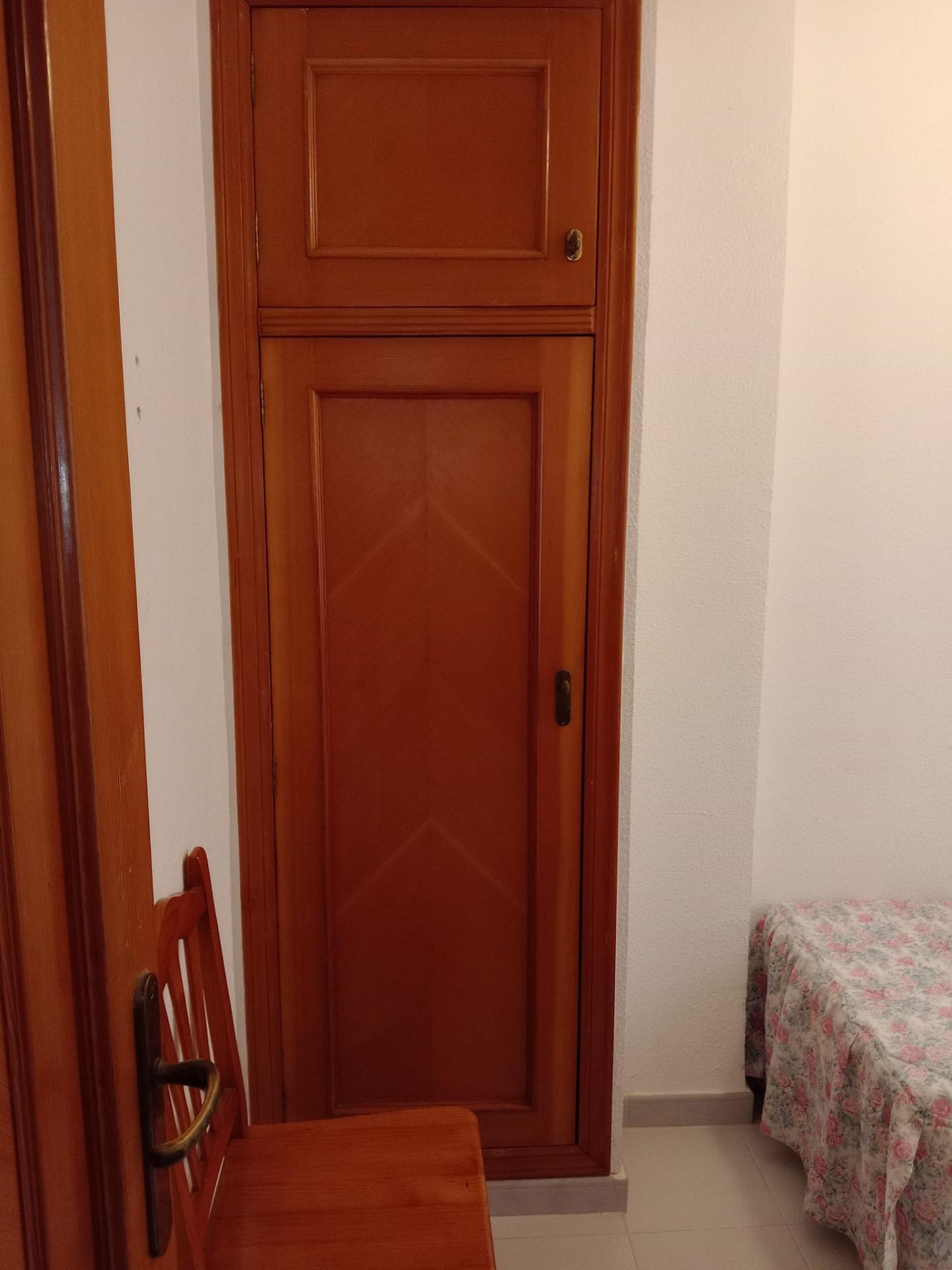 3 Bed, 1 Bath, ApartmentFor Sale, Torrevieja, Alicante