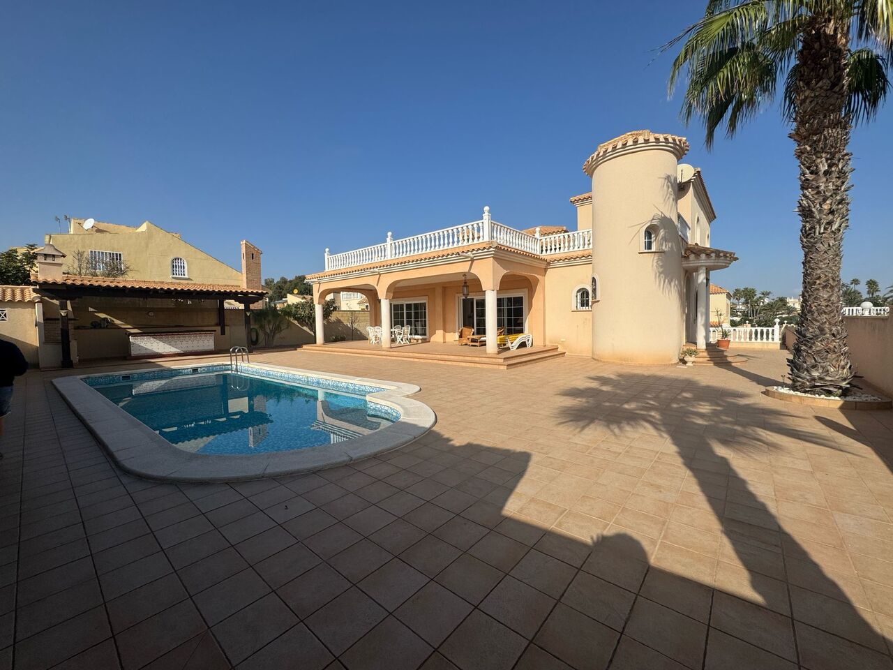 4 Bed, 5 Bath, HouseFor Sale, Playa Flamenca, Alicante