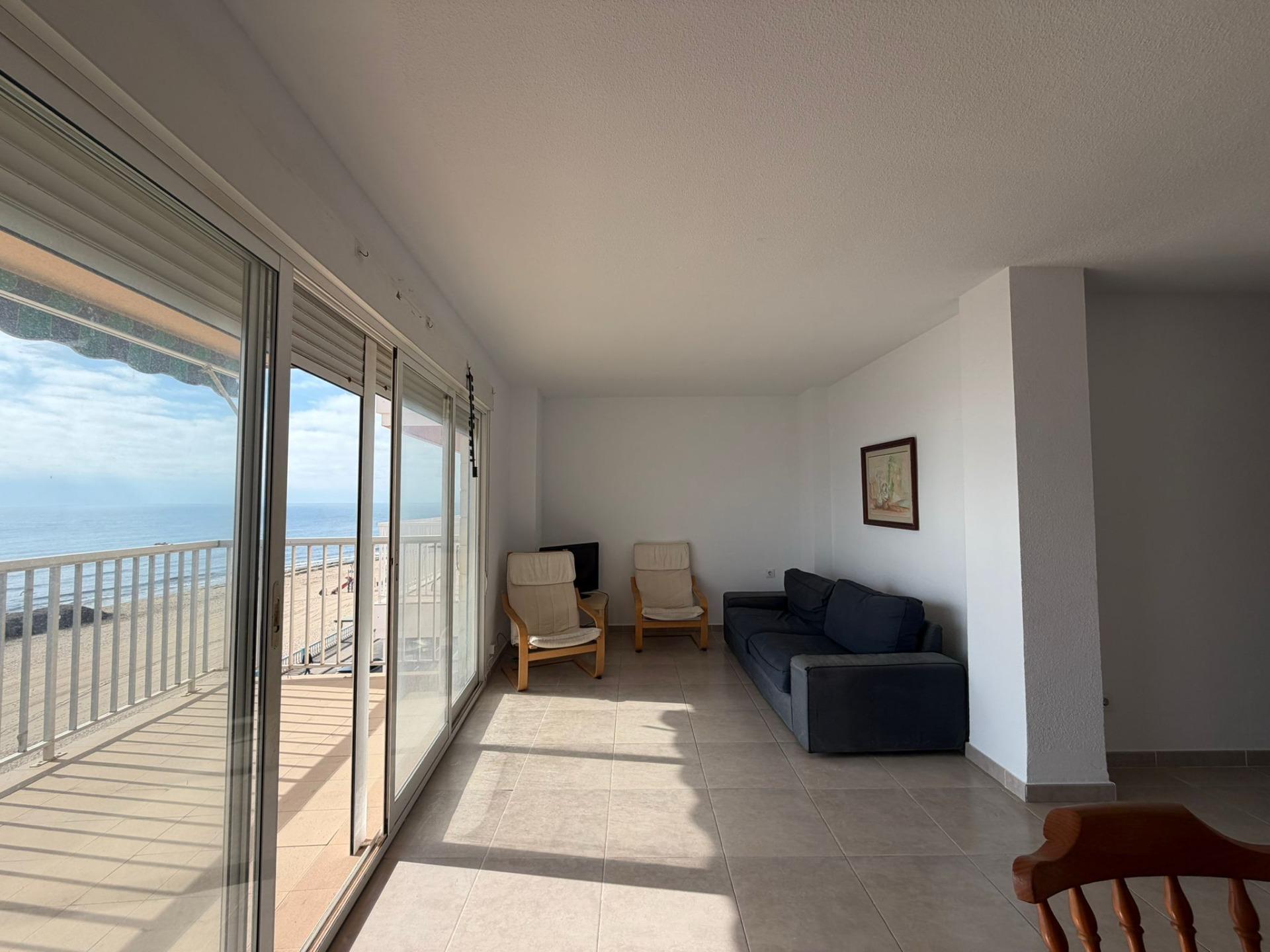 4 Bed, 2 Bath, ApartmentFor Sale, Torrevieja, Alicante