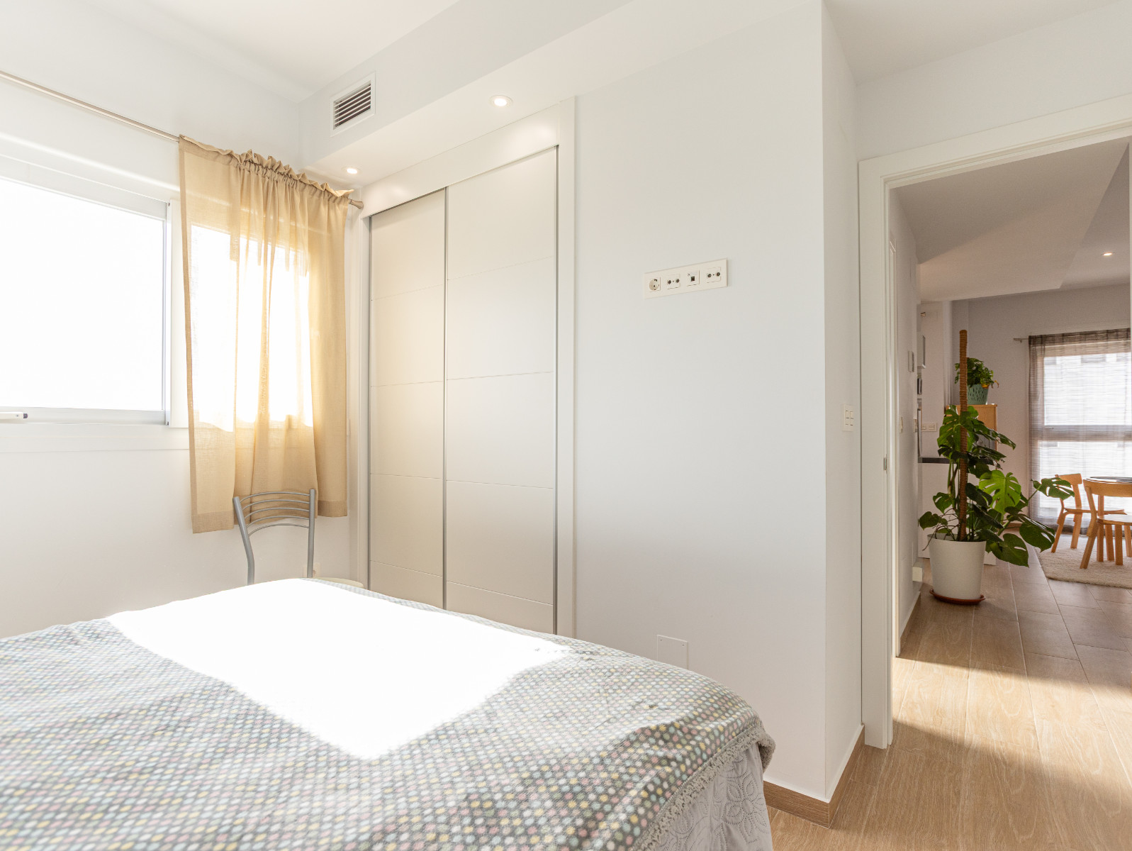 2 Bed, 1 Bath, ApartmentFor Sale, Torrevieja, Alicante