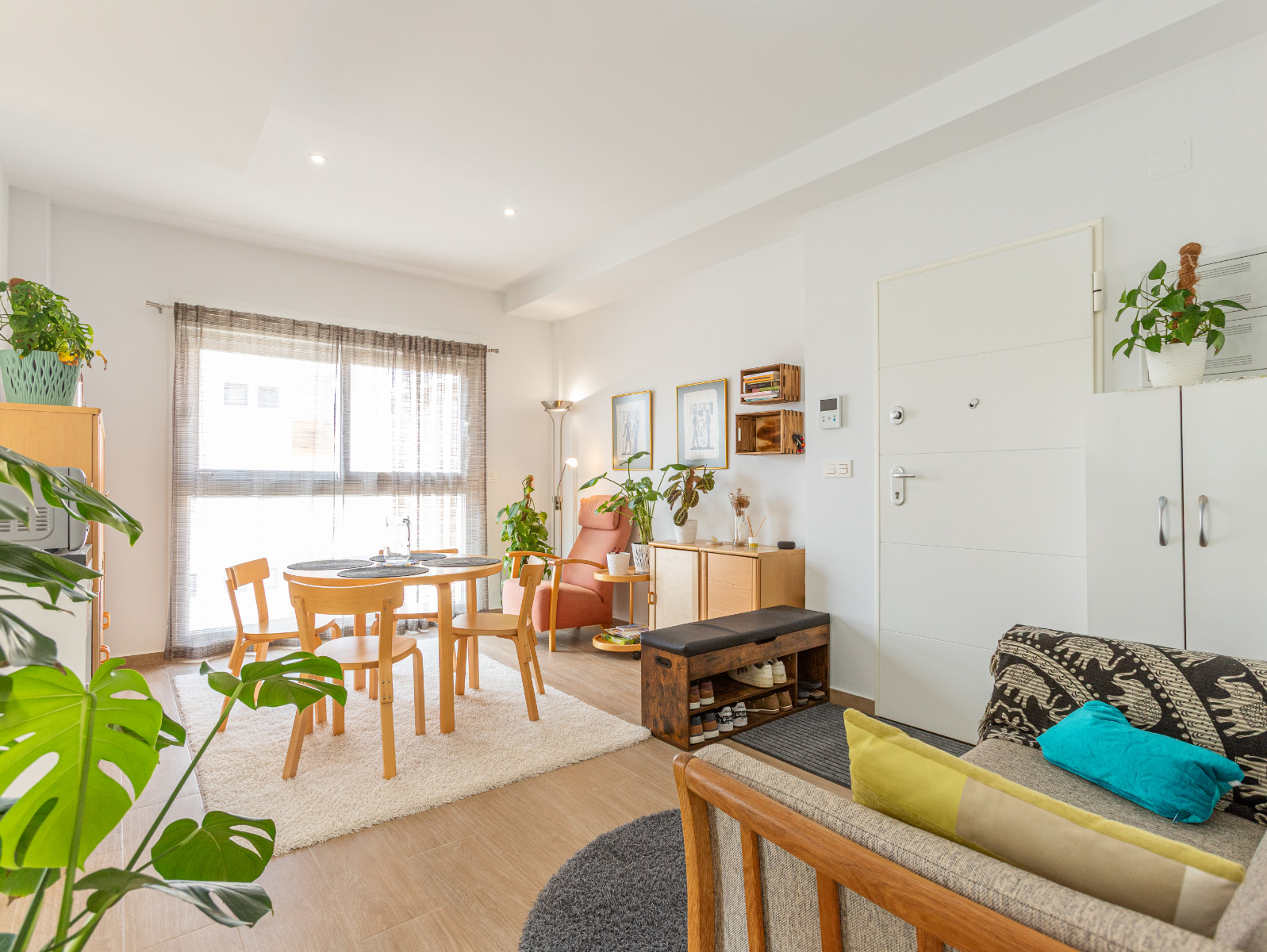 2 Bed, 1 Bath, ApartmentFor Sale, Torrevieja, Alicante