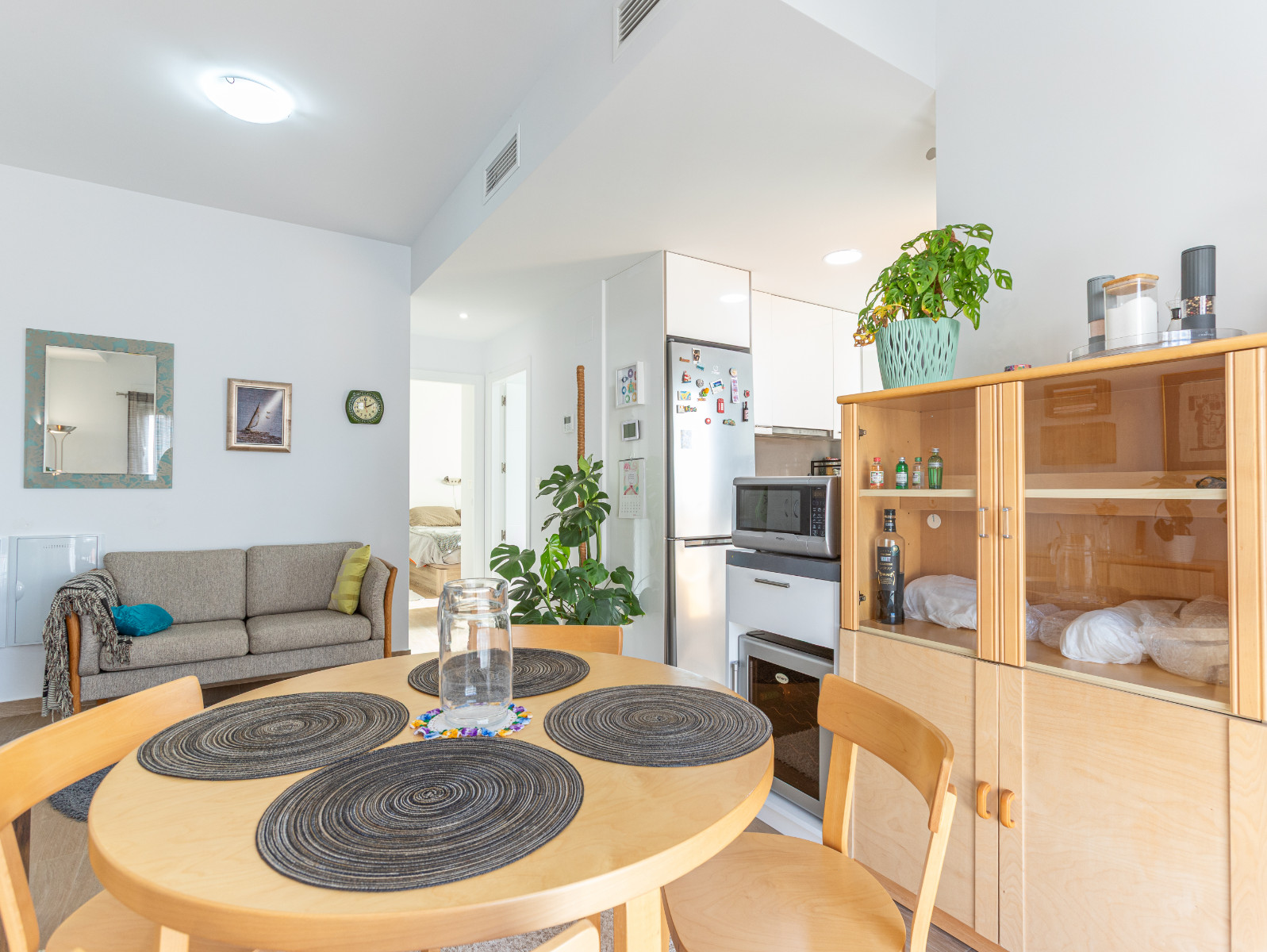 2 Bed, 1 Bath, ApartmentFor Sale, Torrevieja, Alicante