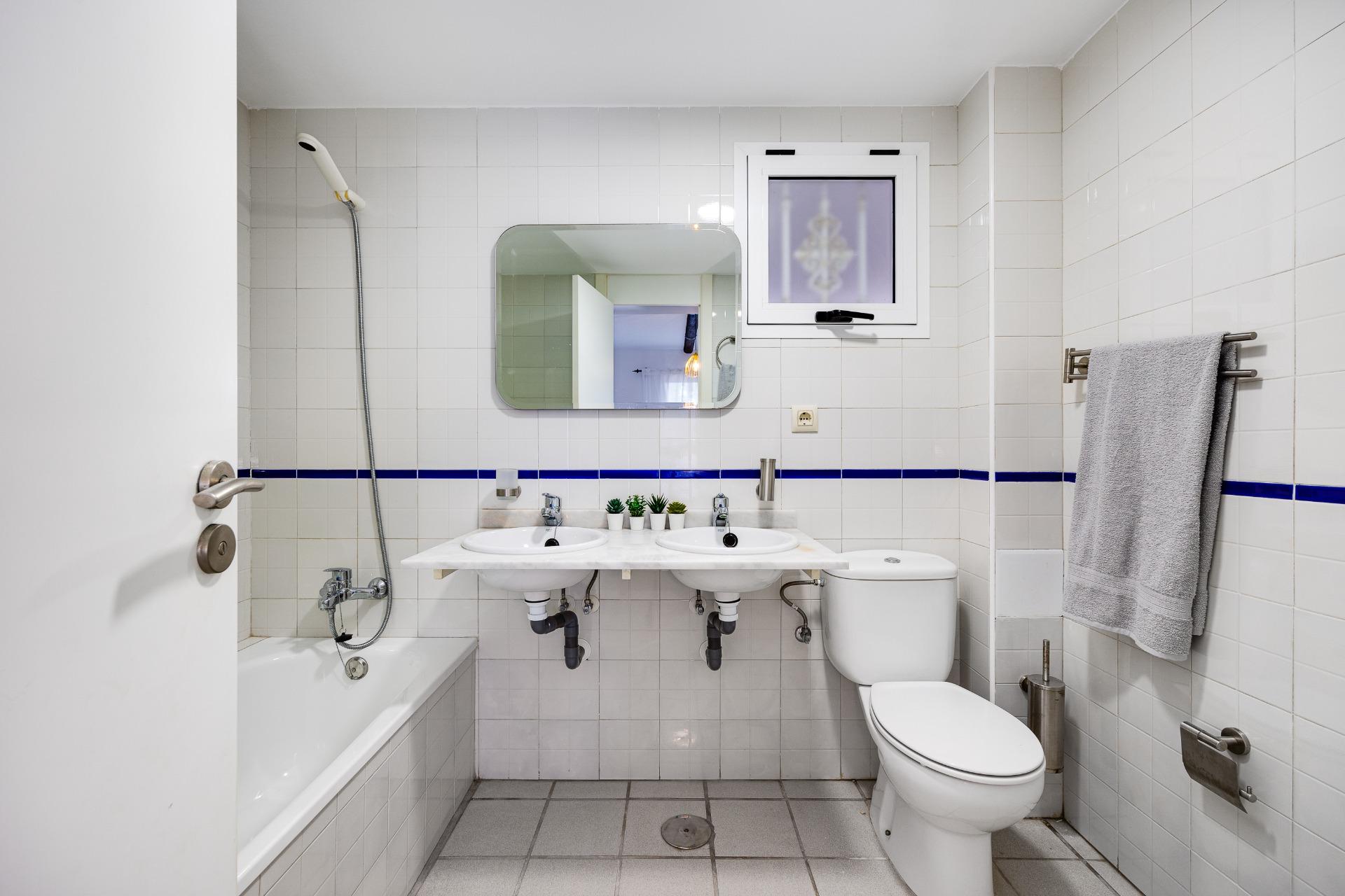 2 Bed, 2 Bath, ApartmentFor Sale, Orihuela Costa, Alicante