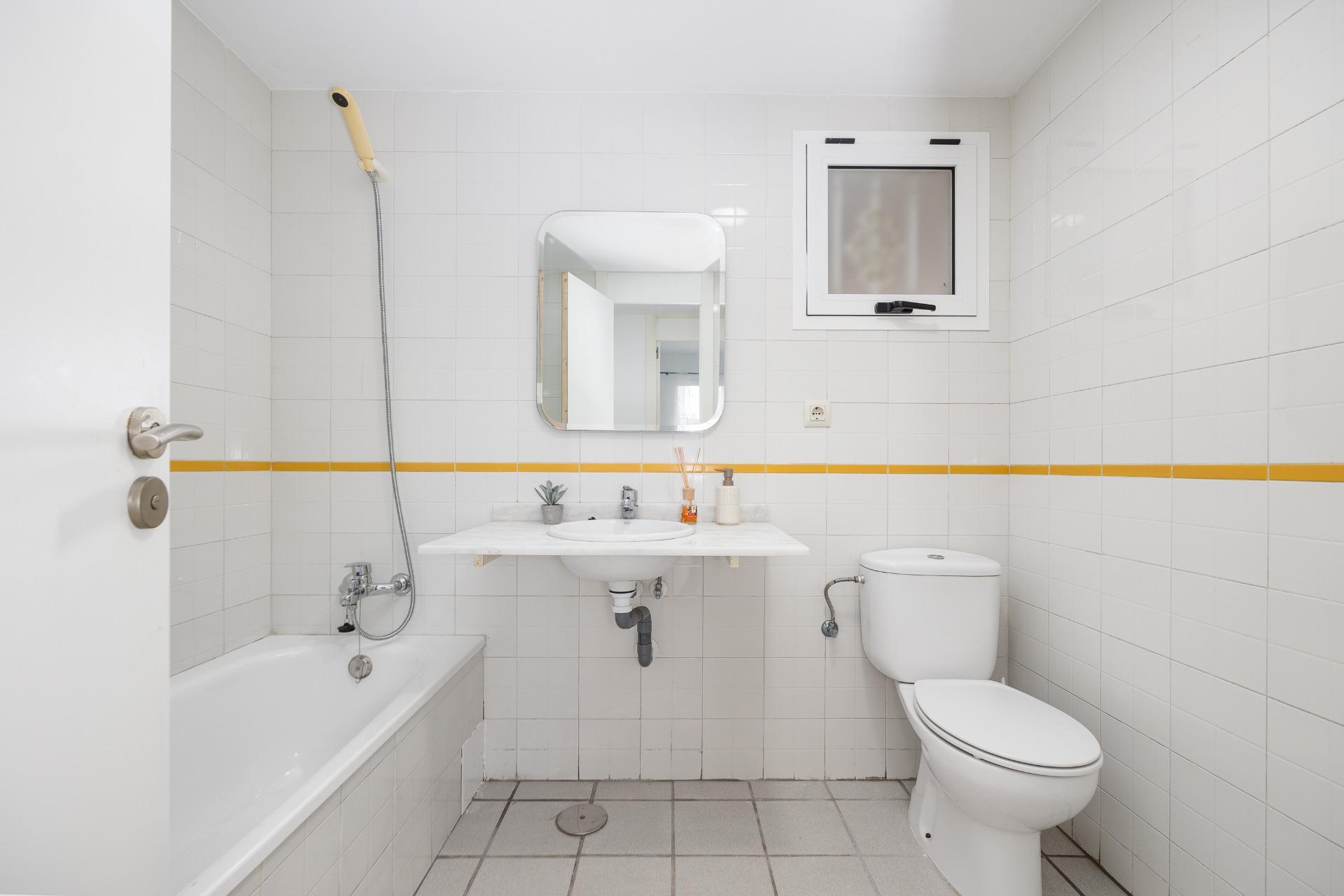 2 Bed, 2 Bath, ApartmentFor Sale, Orihuela Costa, Alicante