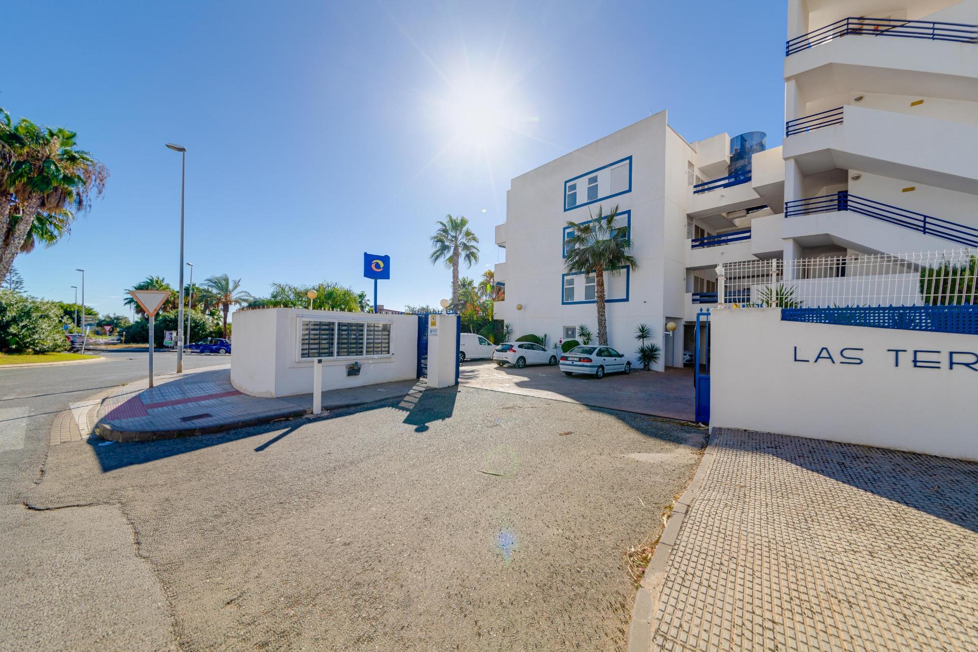 2 Bed, 2 Bath, ApartmentFor Sale, Orihuela Costa, Alicante