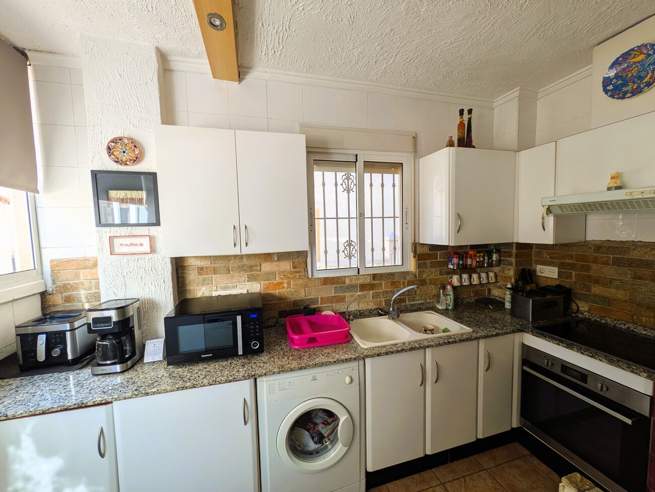 3 Bed, 2 Bath, HouseFor Sale, San Miguel de Salinas, Alicante