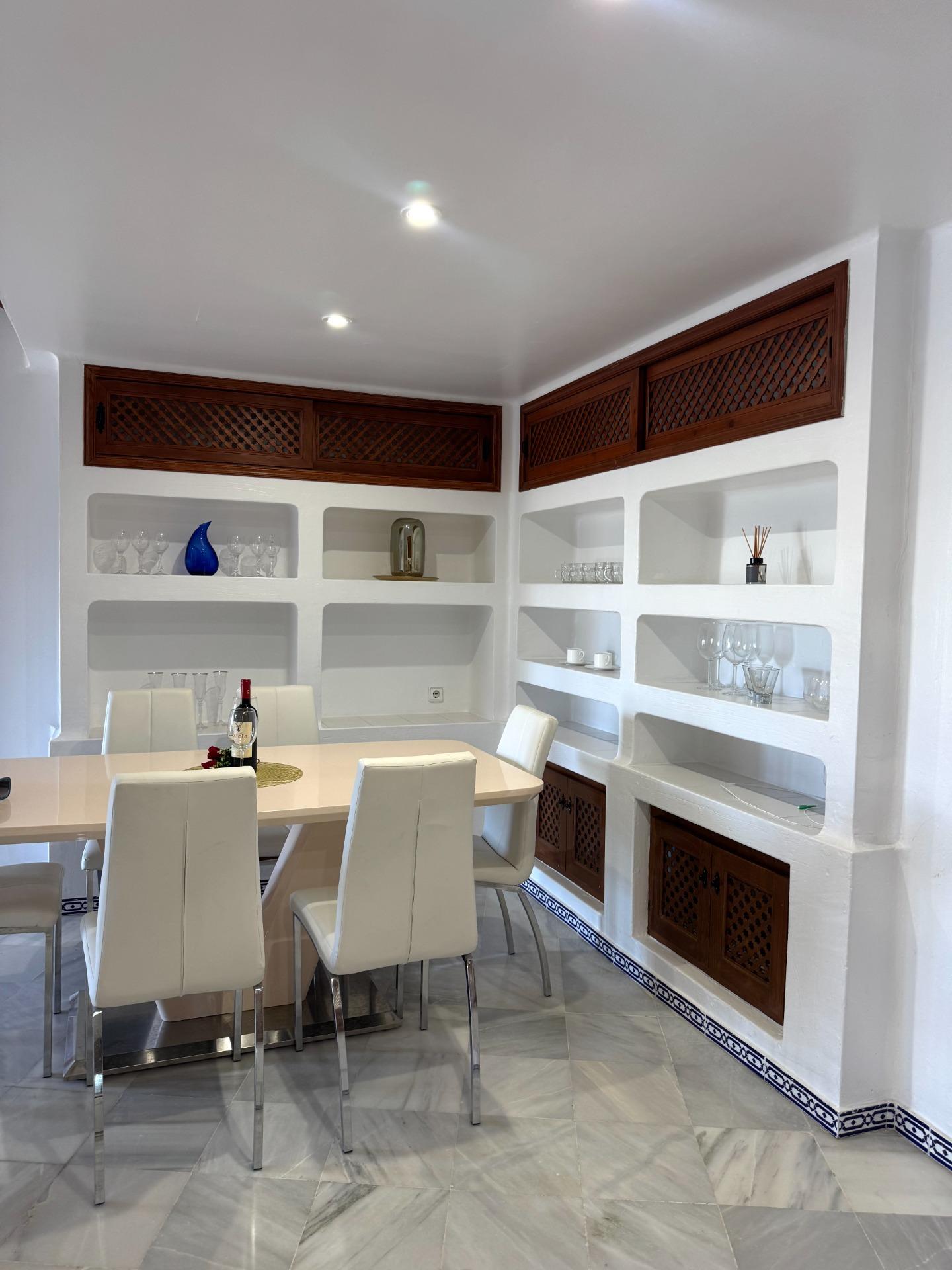 3 Bed, 2 Bath, ApartmentFor Sale, Torrevieja, Alicante