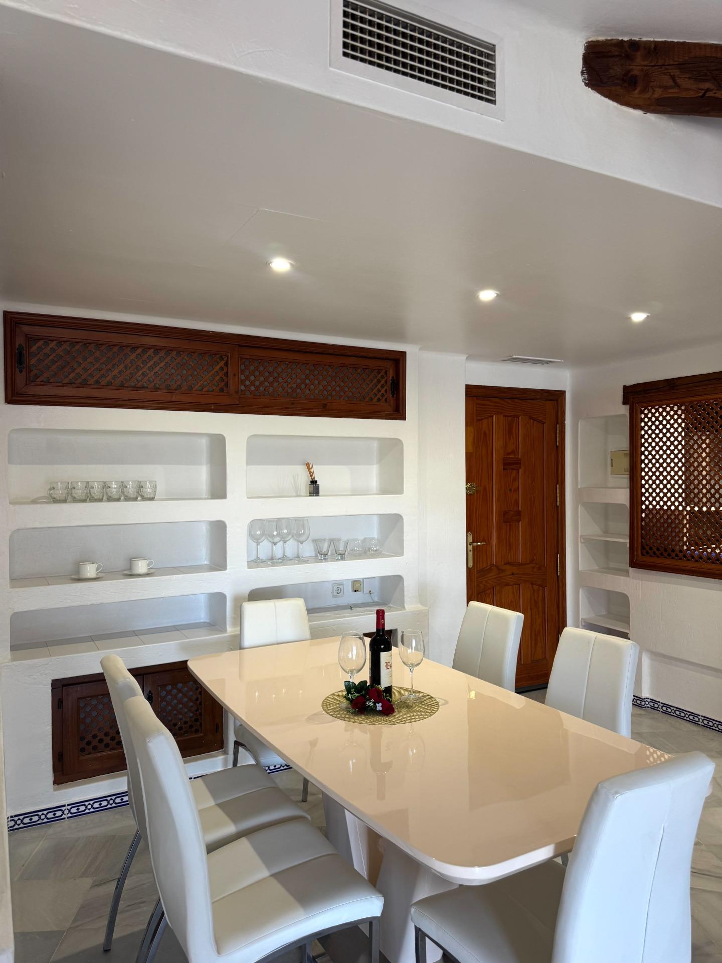 3 Bed, 2 Bath, ApartmentFor Sale, Torrevieja, Alicante