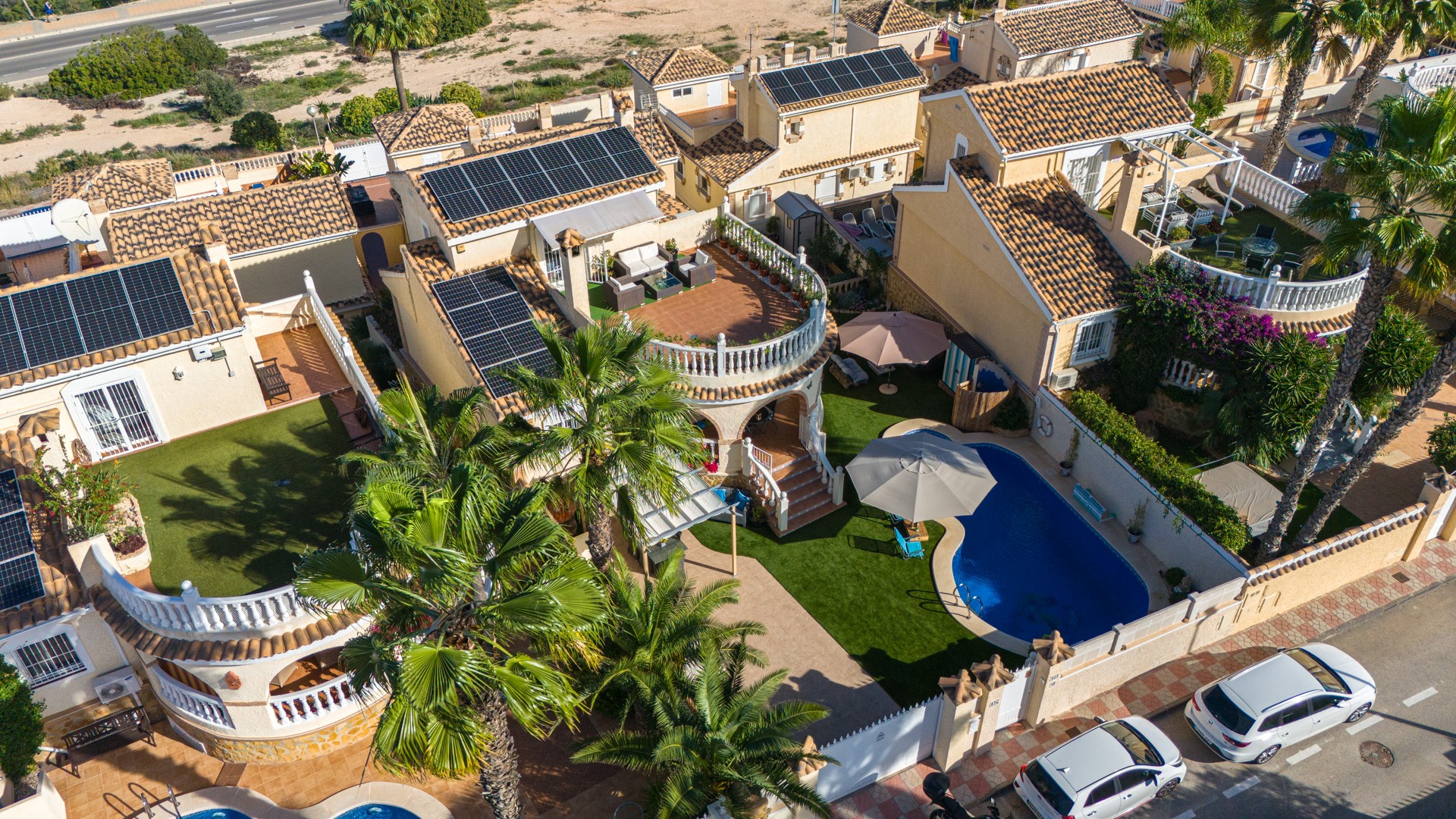 6 Bed, 4 Bath, HouseFor Sale, Santa Pola, Alicante