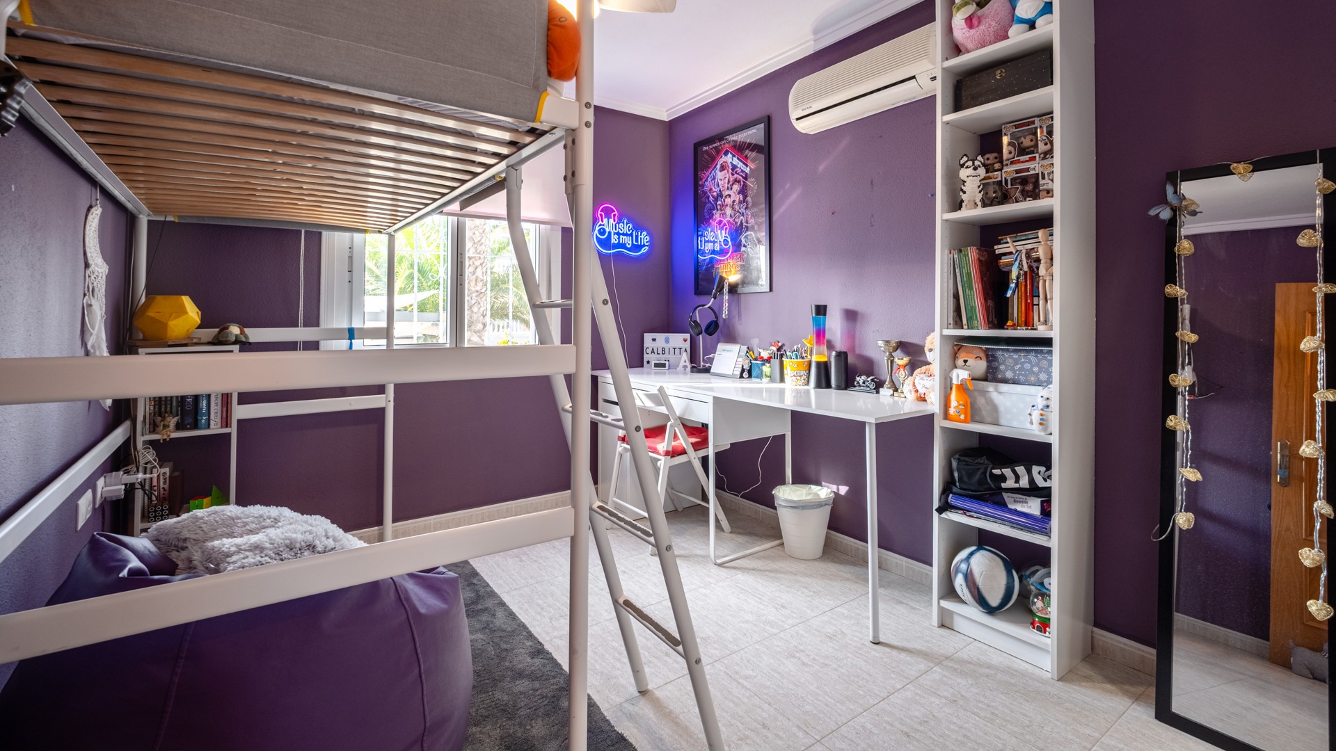 6 Bed, 4 Bath, HouseFor Sale, Santa Pola, Alicante