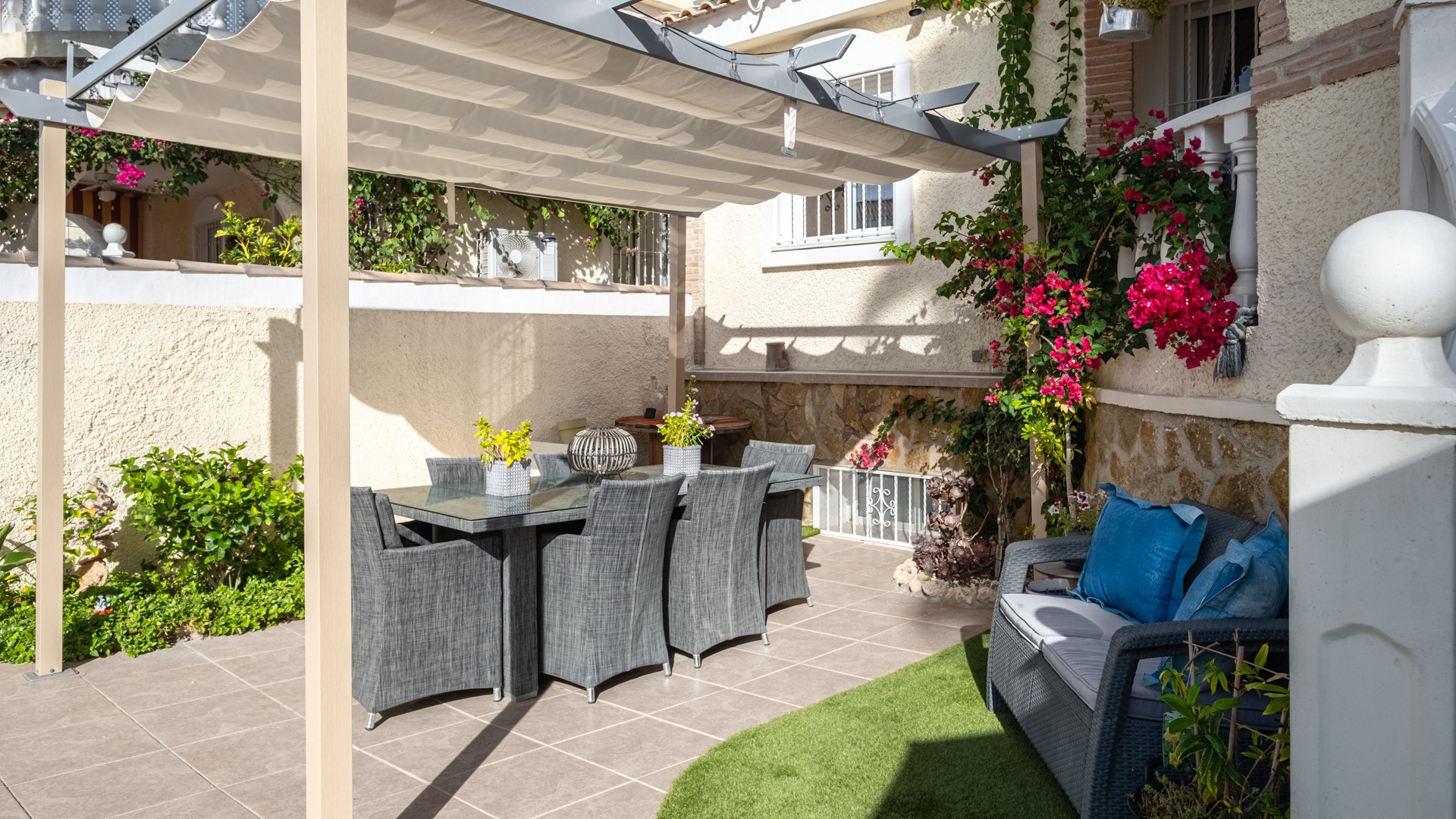 6 Bed, 4 Bath, HouseFor Sale, Santa Pola, Alicante