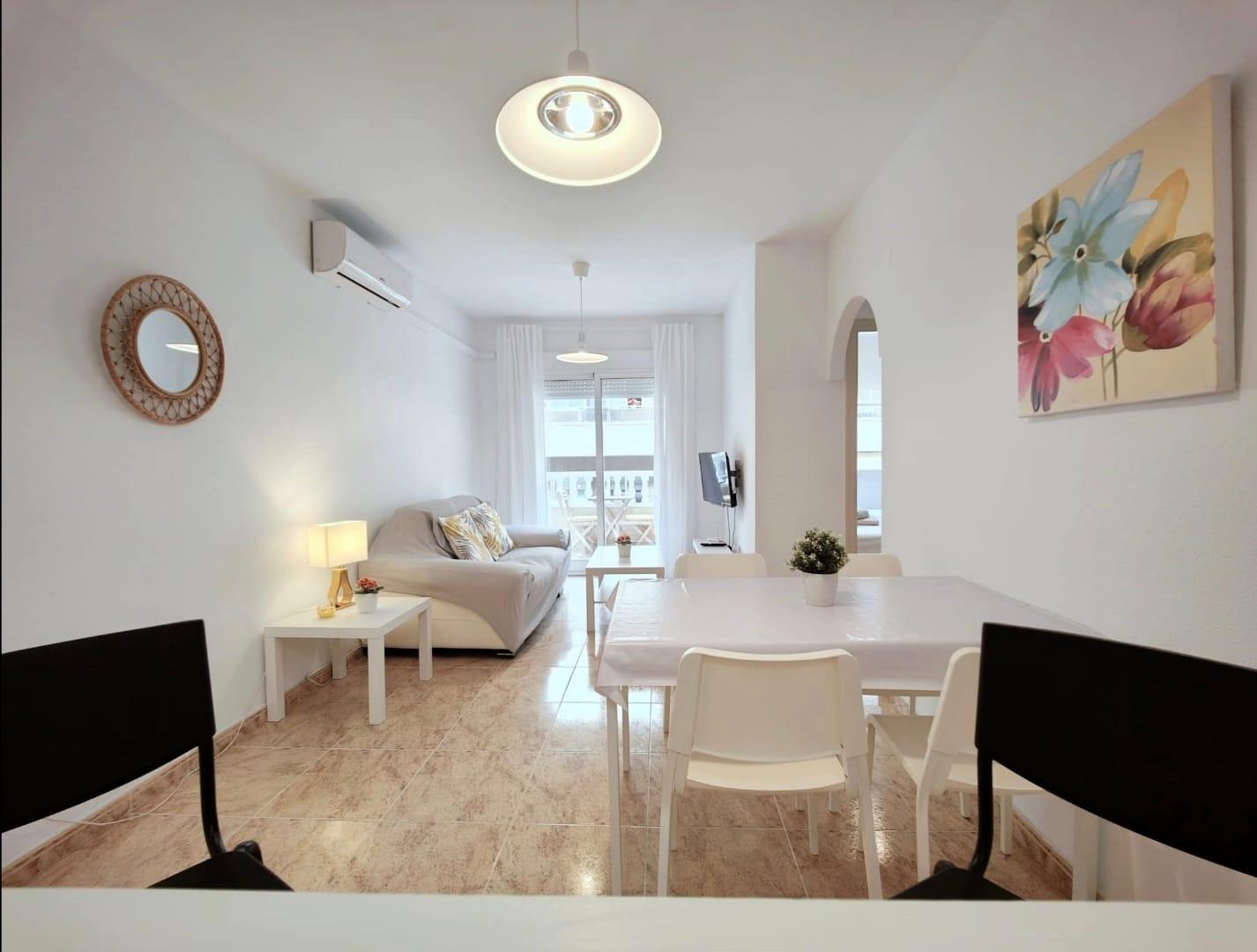 2 Bed, 1 Bath, ApartmentFor Sale, Torrevieja, Alicante