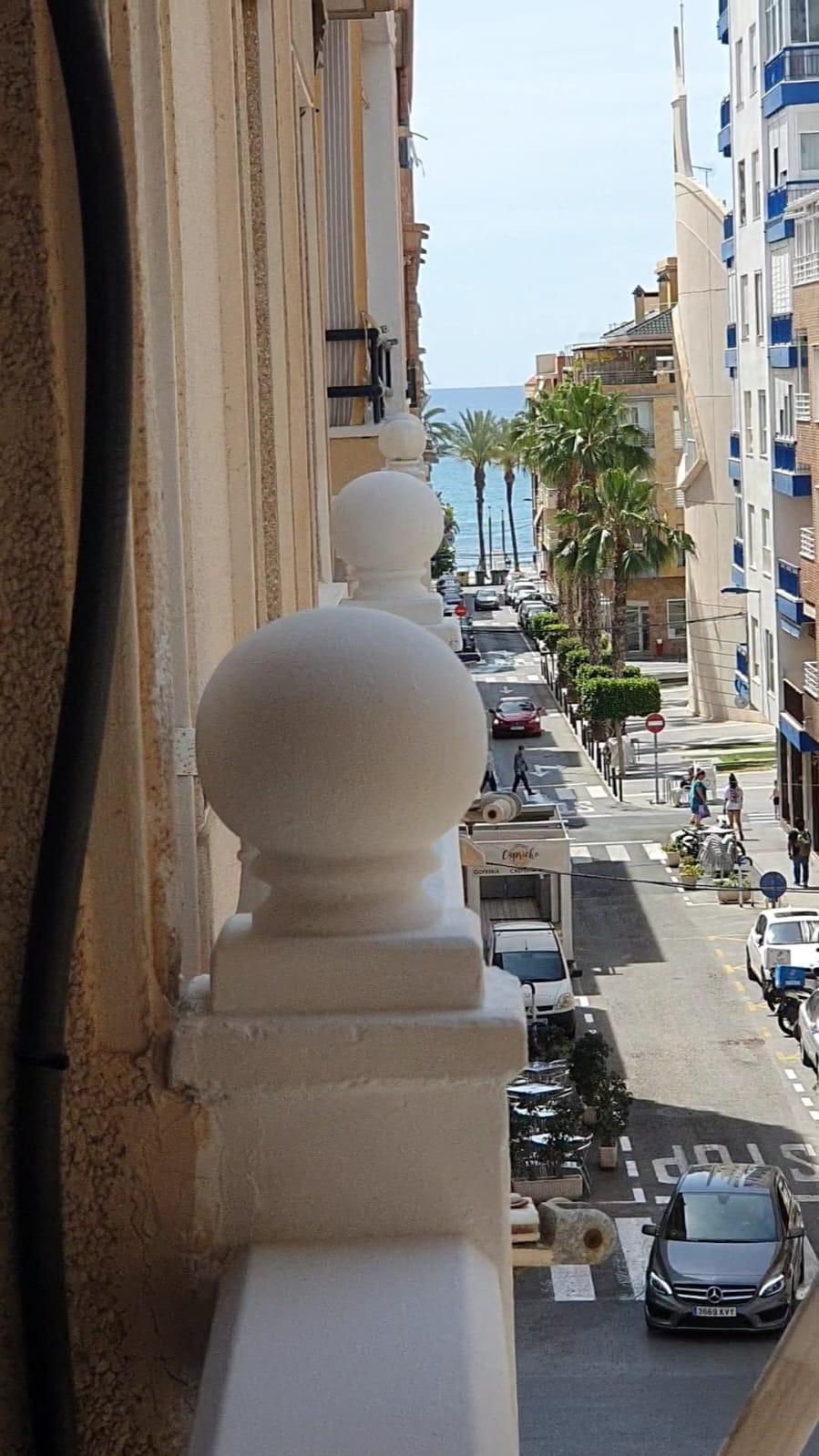 2 Bed, 1 Bath, ApartmentFor Sale, Torrevieja, Alicante