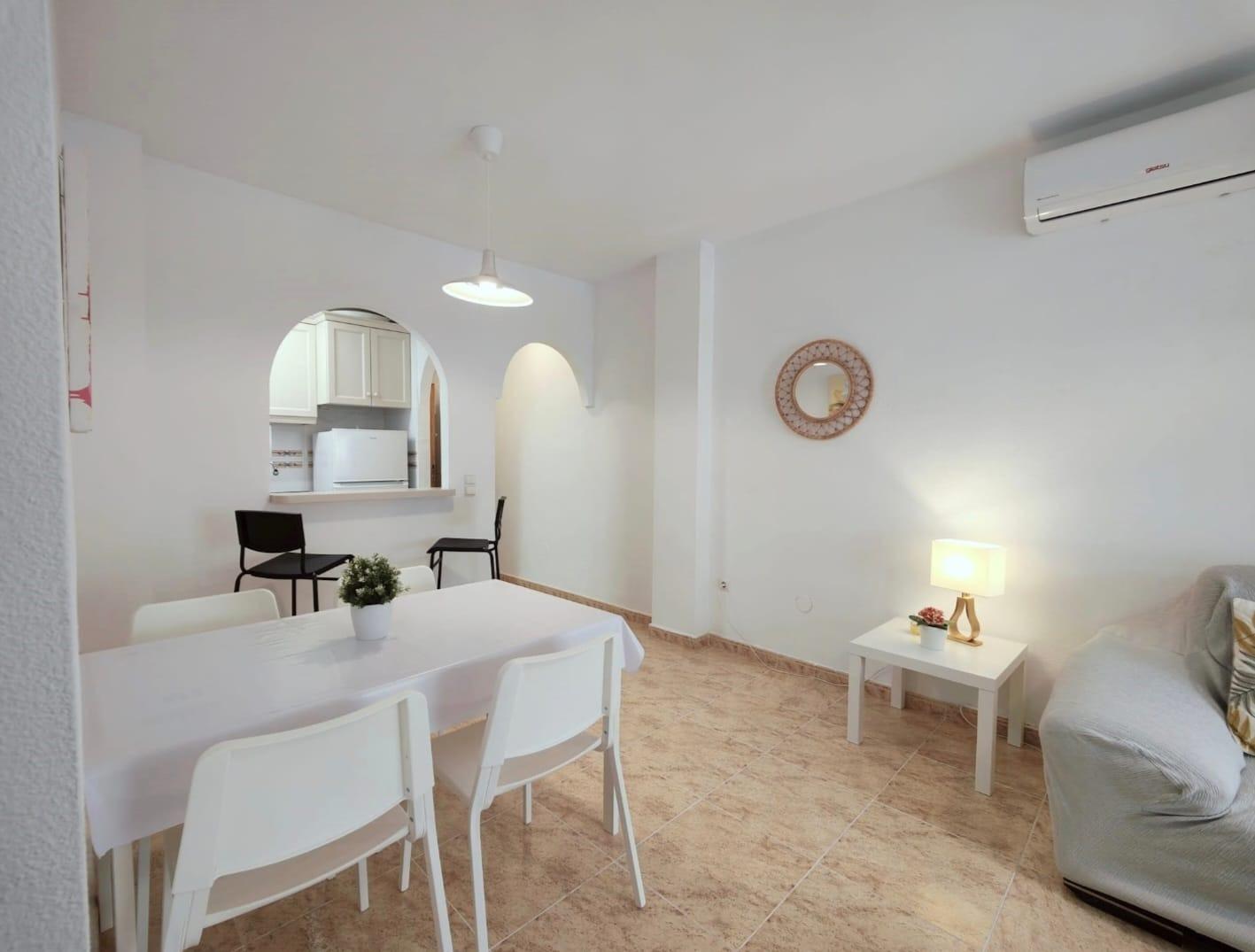 2 Bed, 1 Bath, ApartmentFor Sale, Torrevieja, Alicante