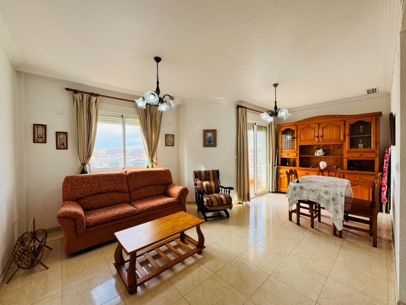 2 Bed, 1 Bath, ApartmentFor Sale, Torrevieja, Alicante