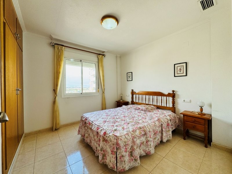 2 Bed, 1 Bath, ApartmentFor Sale, Torrevieja, Alicante