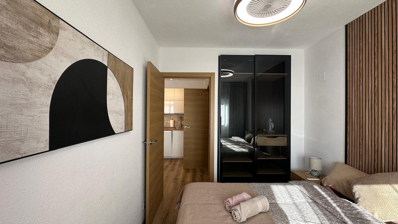 1 Bed, 1 Bath, HouseFor Sale, Torrevieja, Alicante