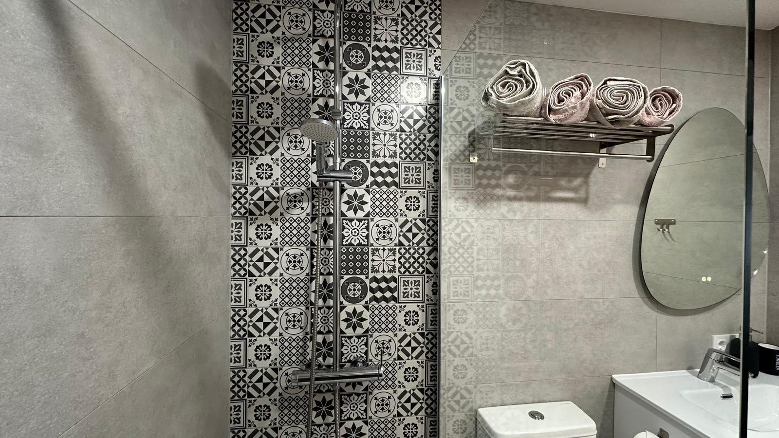 1 Bed, 1 Bath, HouseFor Sale, Torrevieja, Alicante