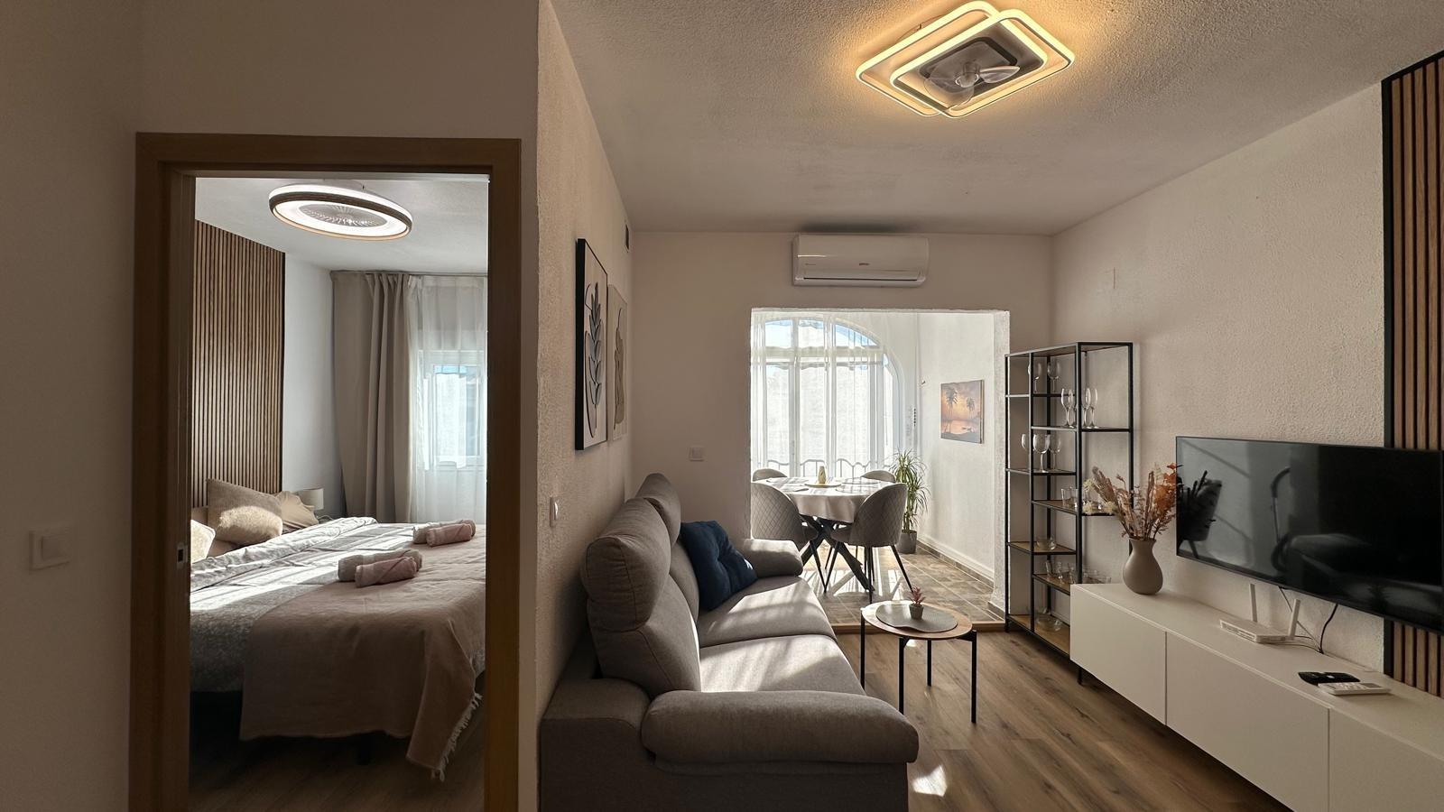 1 Bed, 1 Bath, HouseFor Sale, Torrevieja, Alicante