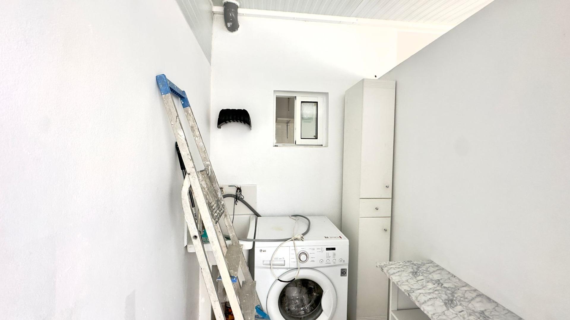 2 Bed, 1 Bath, HouseFor Sale, Torrevieja, Alicante