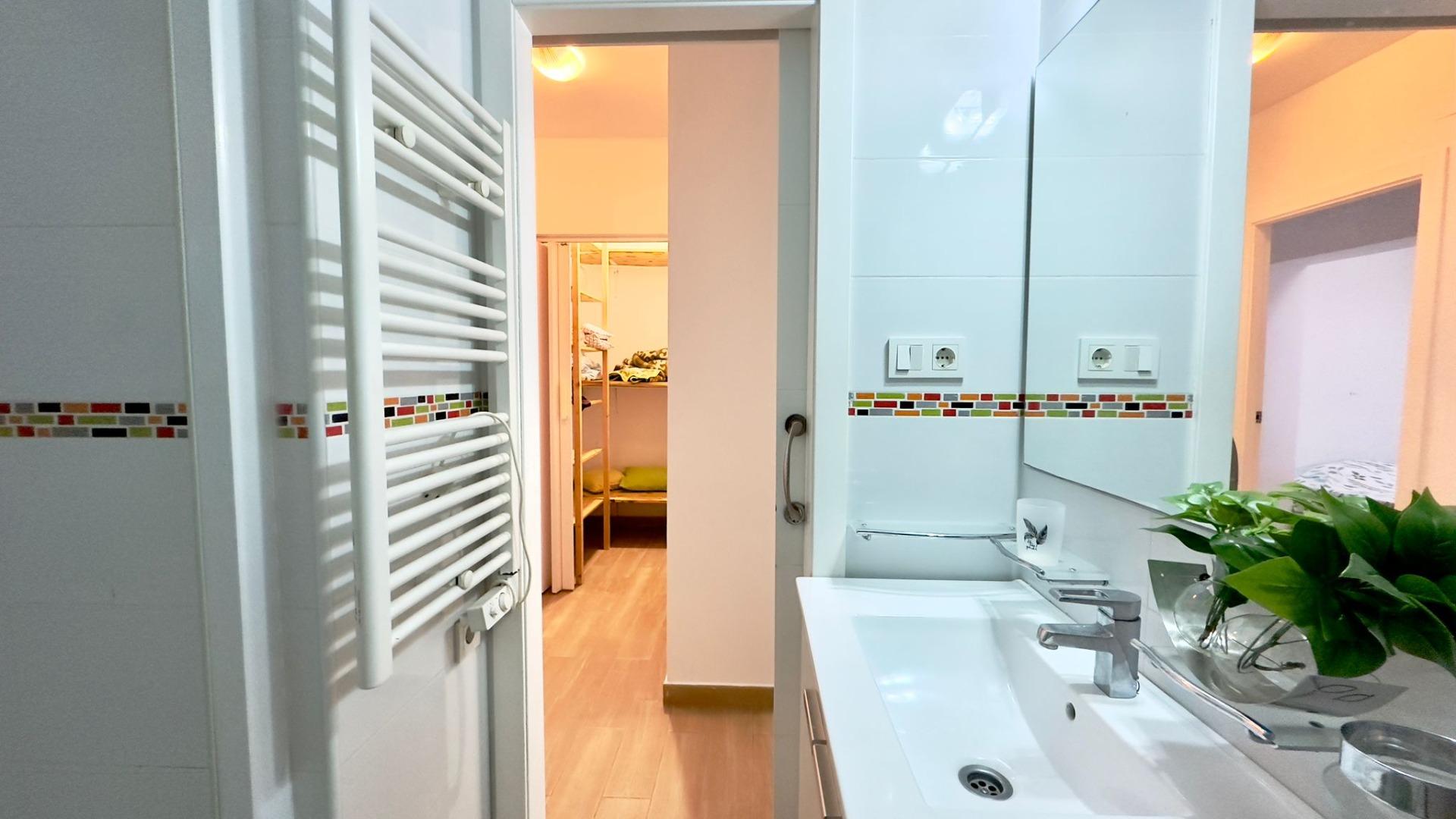 2 Bed, 1 Bath, HouseFor Sale, Torrevieja, Alicante