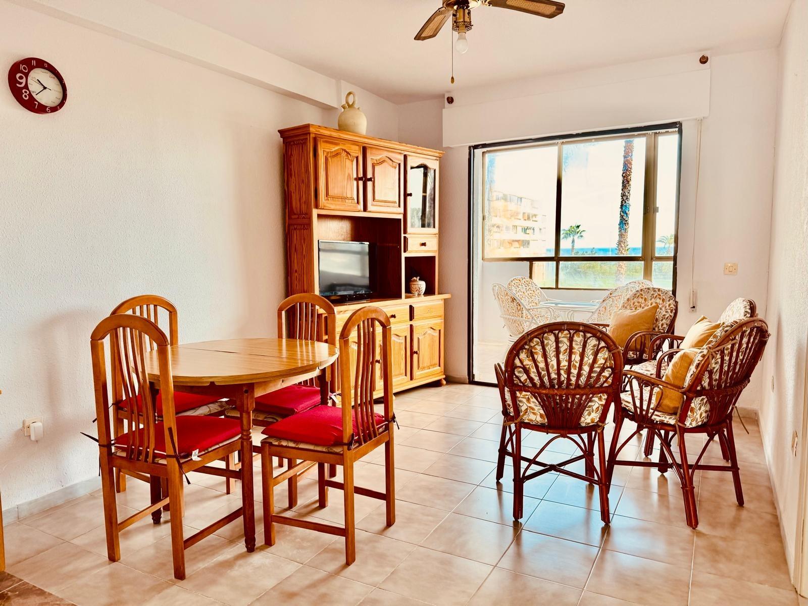3 Bed, 1 Bath, ApartmentFor Sale, Torrevieja, Alicante