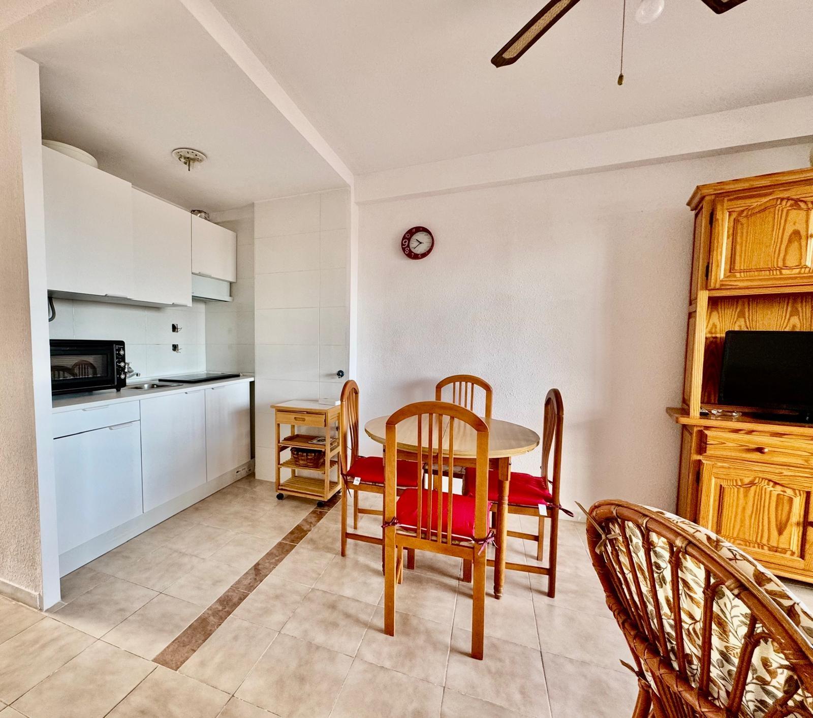 3 Bed, 1 Bath, ApartmentFor Sale, Torrevieja, Alicante