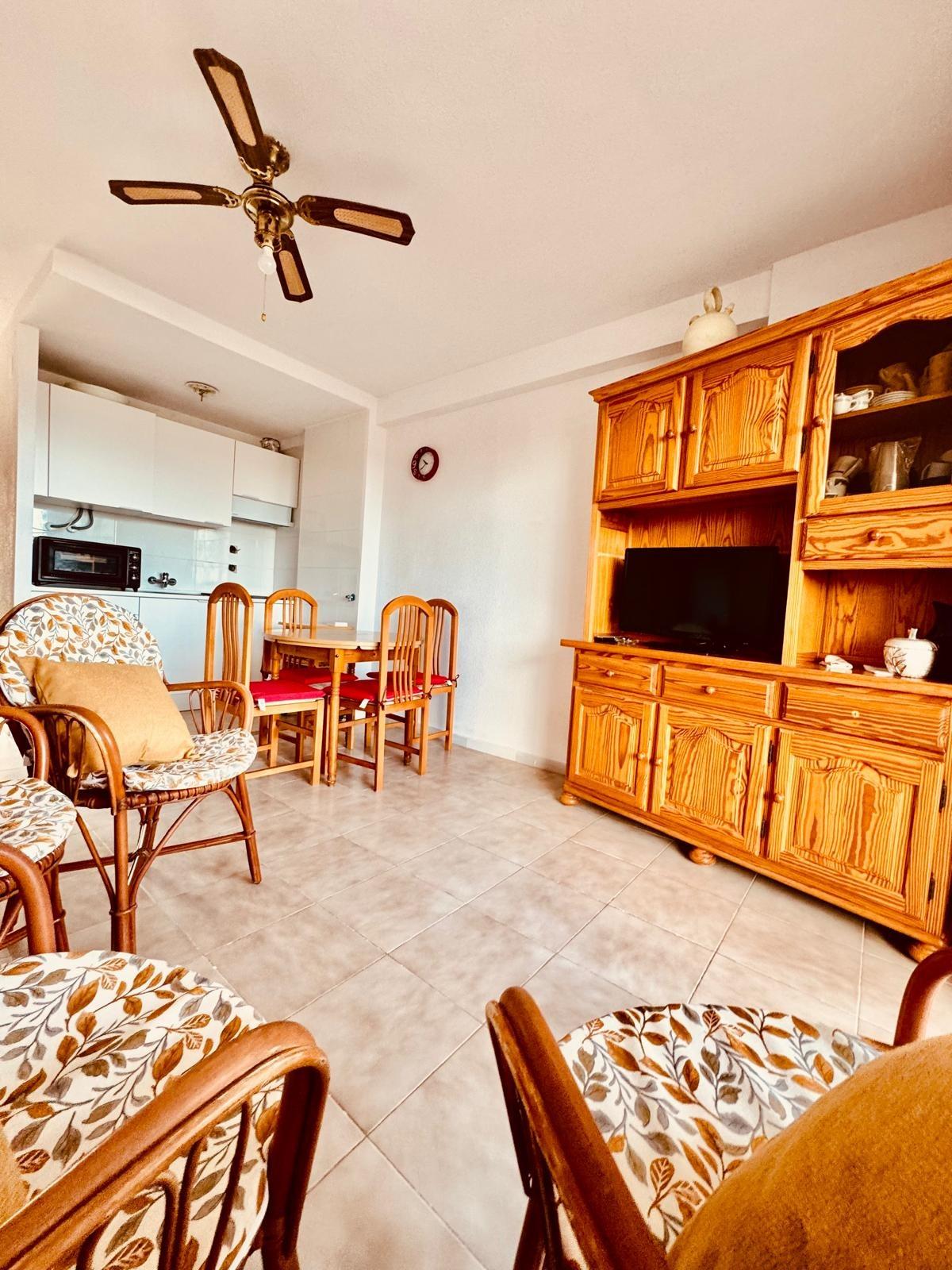 3 Bed, 1 Bath, ApartmentFor Sale, Torrevieja, Alicante