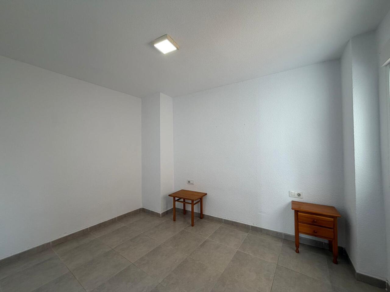 4 Bed, 2 Bath, ApartmentFor Sale, Torrevieja, Alicante