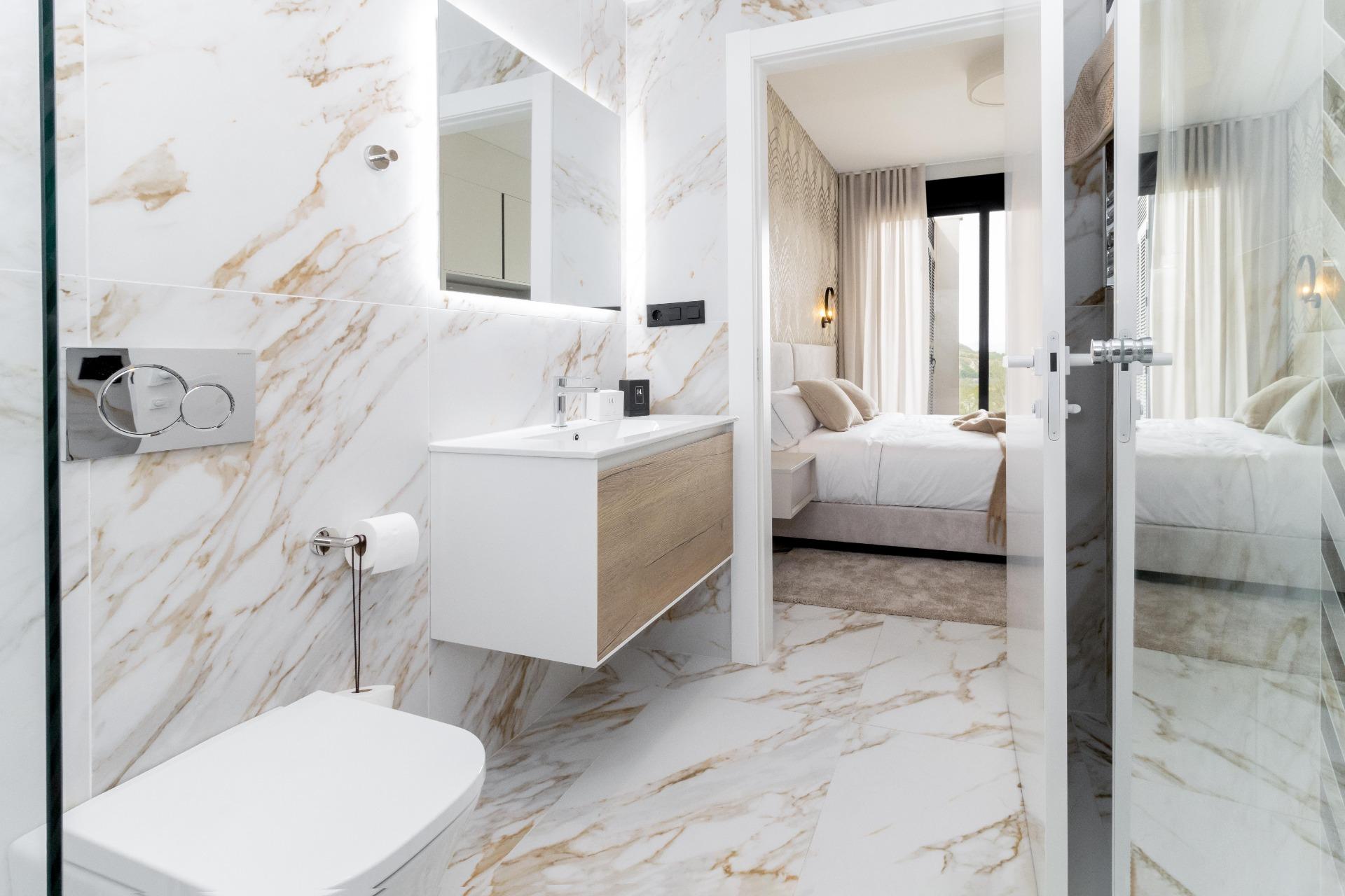 3 Bed, 2 Bath, ApartmentFor Sale, Guardamar Del Segura, Alicante