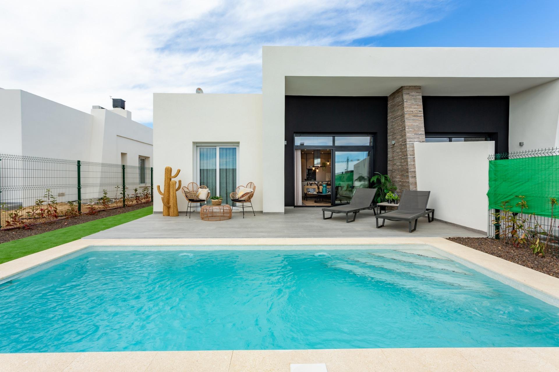 3 Bed, 2 Bath, HouseFor Sale, Algorfa, Alicante