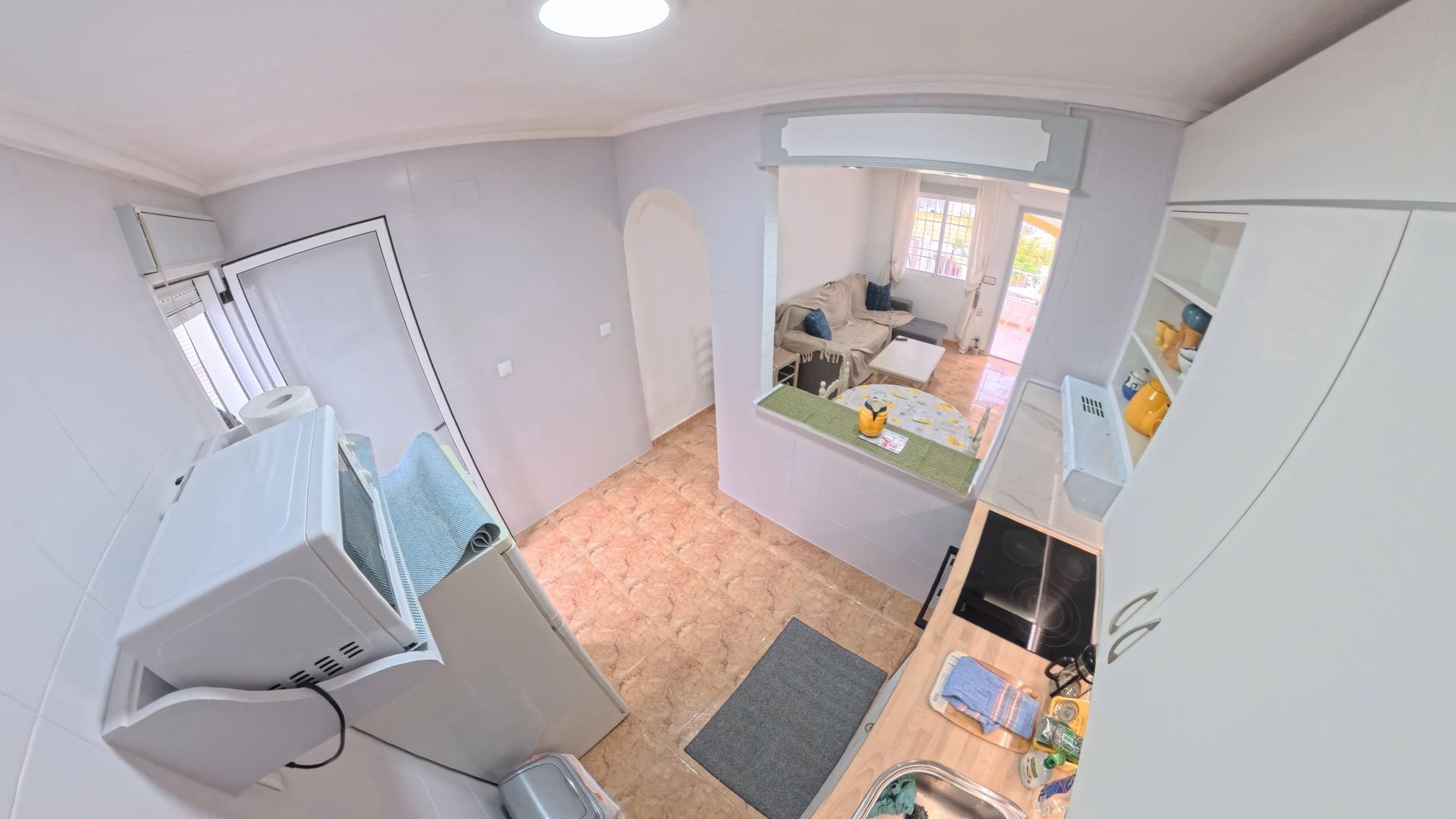 2 Bed, 1 Bath, HouseFor Sale, Torrevieja, Alicante