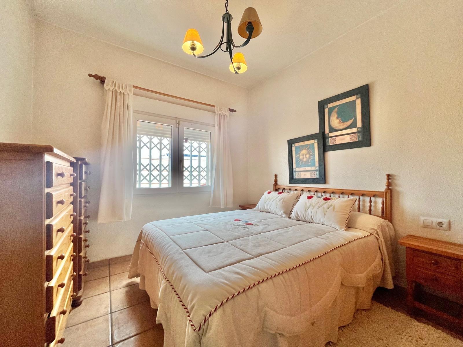 2 Bed, 1 Bath, HouseFor Sale, Torrevieja, Alicante