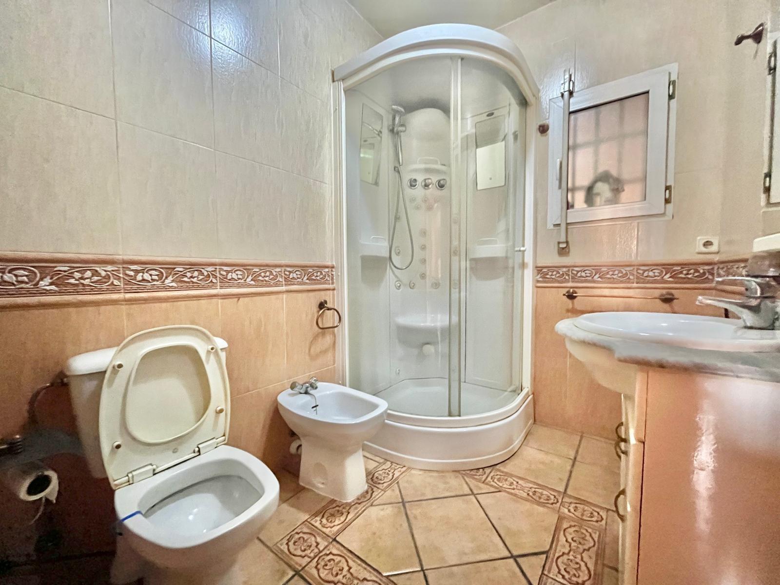 2 Bed, 1 Bath, HouseFor Sale, Torrevieja, Alicante