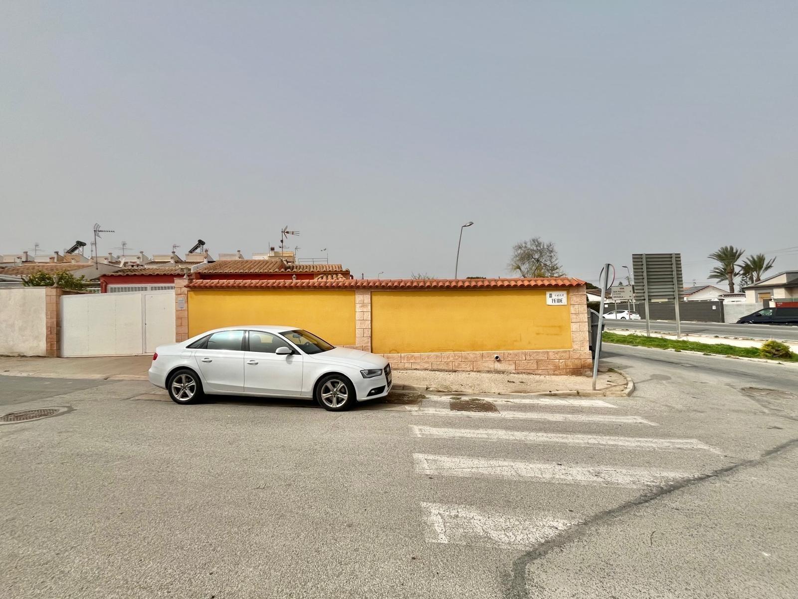 2 Bed, 1 Bath, HouseFor Sale, Torrevieja, Alicante