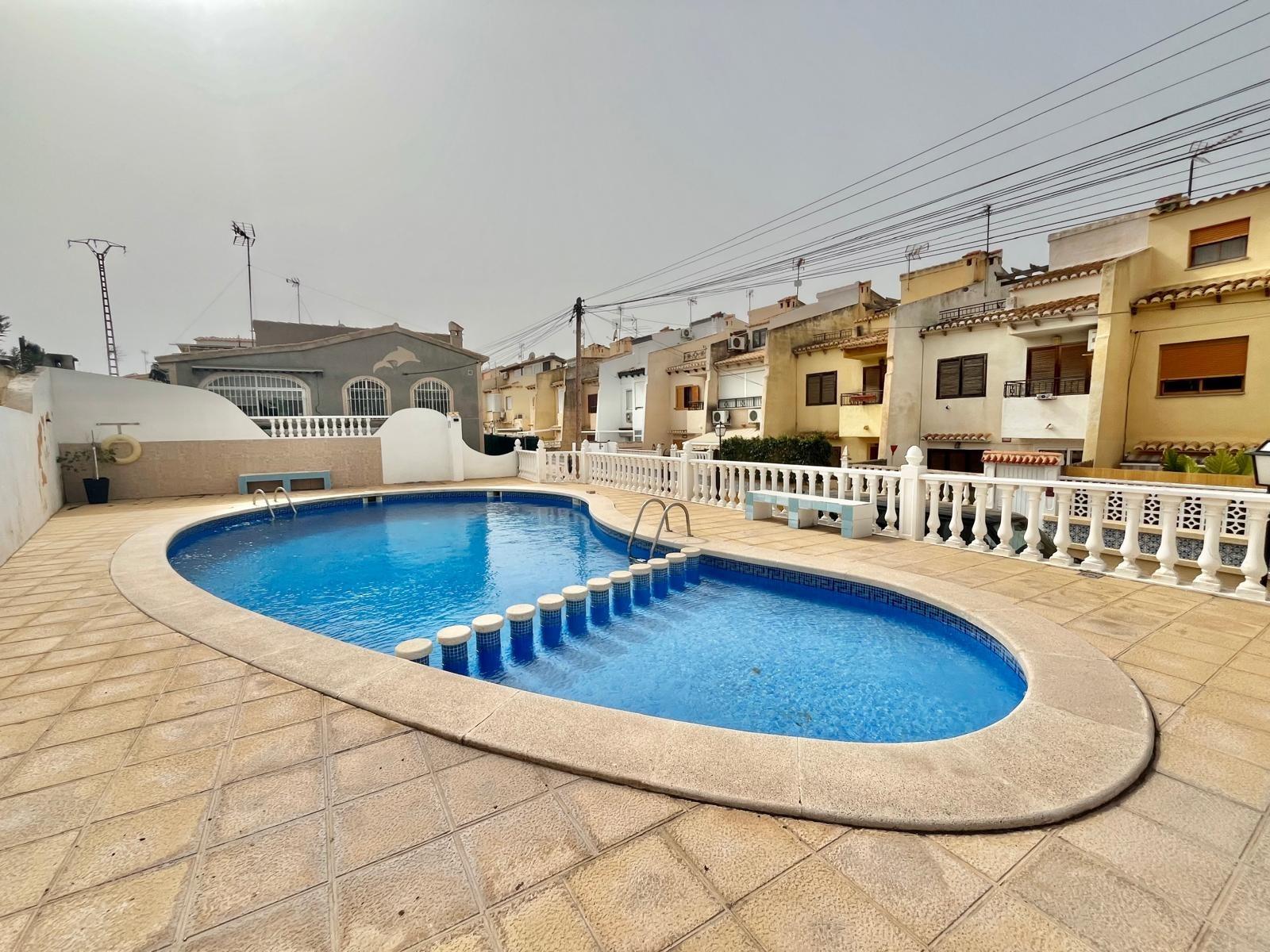 2 Bed, 1 Bath, HouseFor Sale, Torrevieja, Alicante