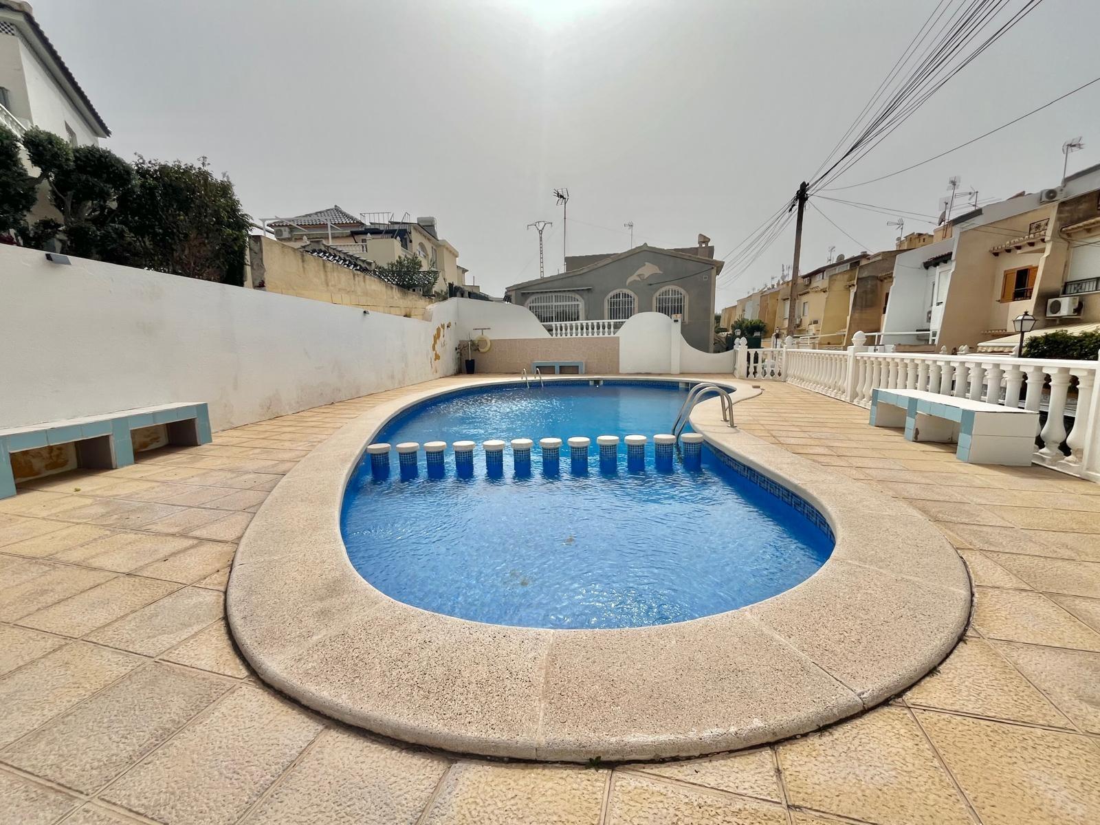 2 Bed, 1 Bath, HouseFor Sale, Torrevieja, Alicante