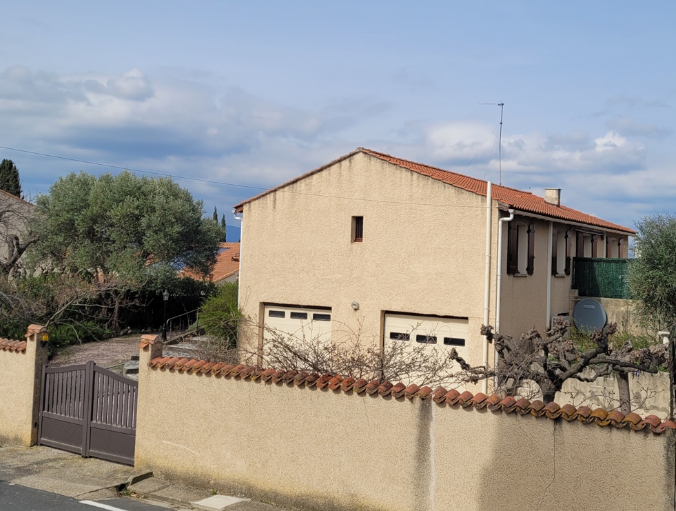 5 Bed, 3 Bath, HouseFor Sale, Puimisson, Herault, Languedoc-Roussillon, 34480