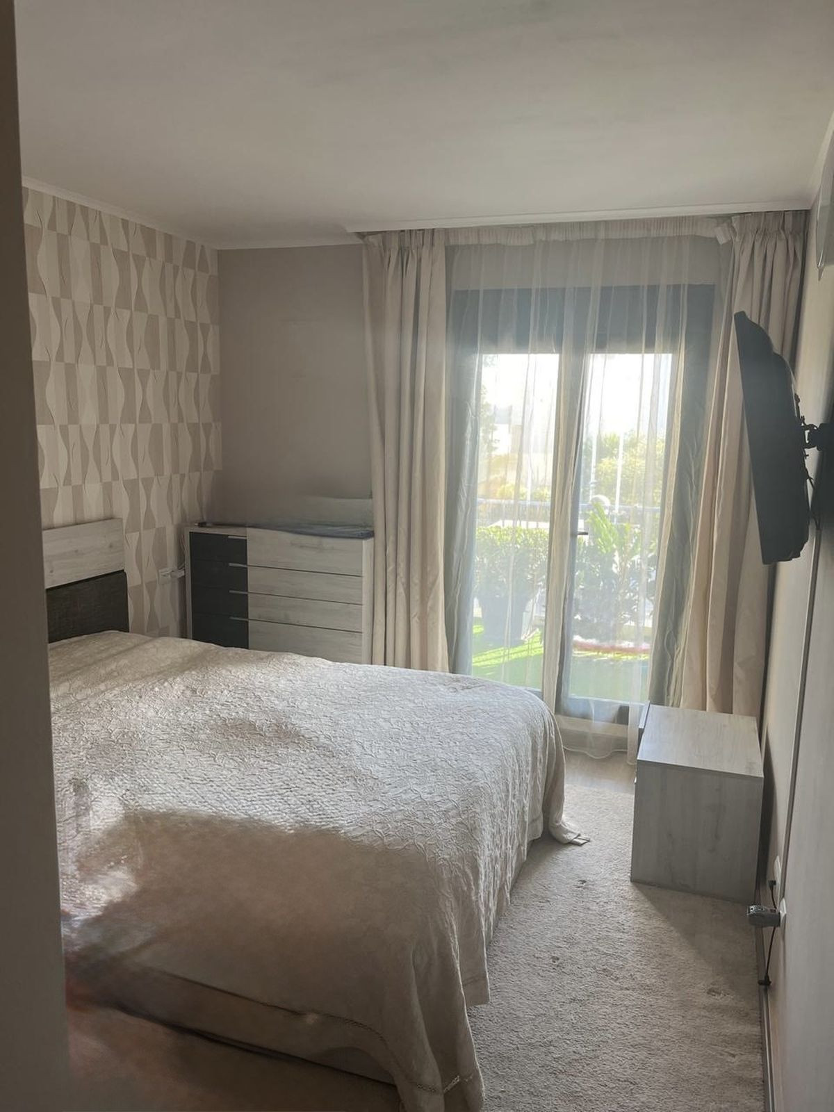 3 Bed, 2 Bath, ApartmentFor Sale, San Pedro de Alcantara, Malaga