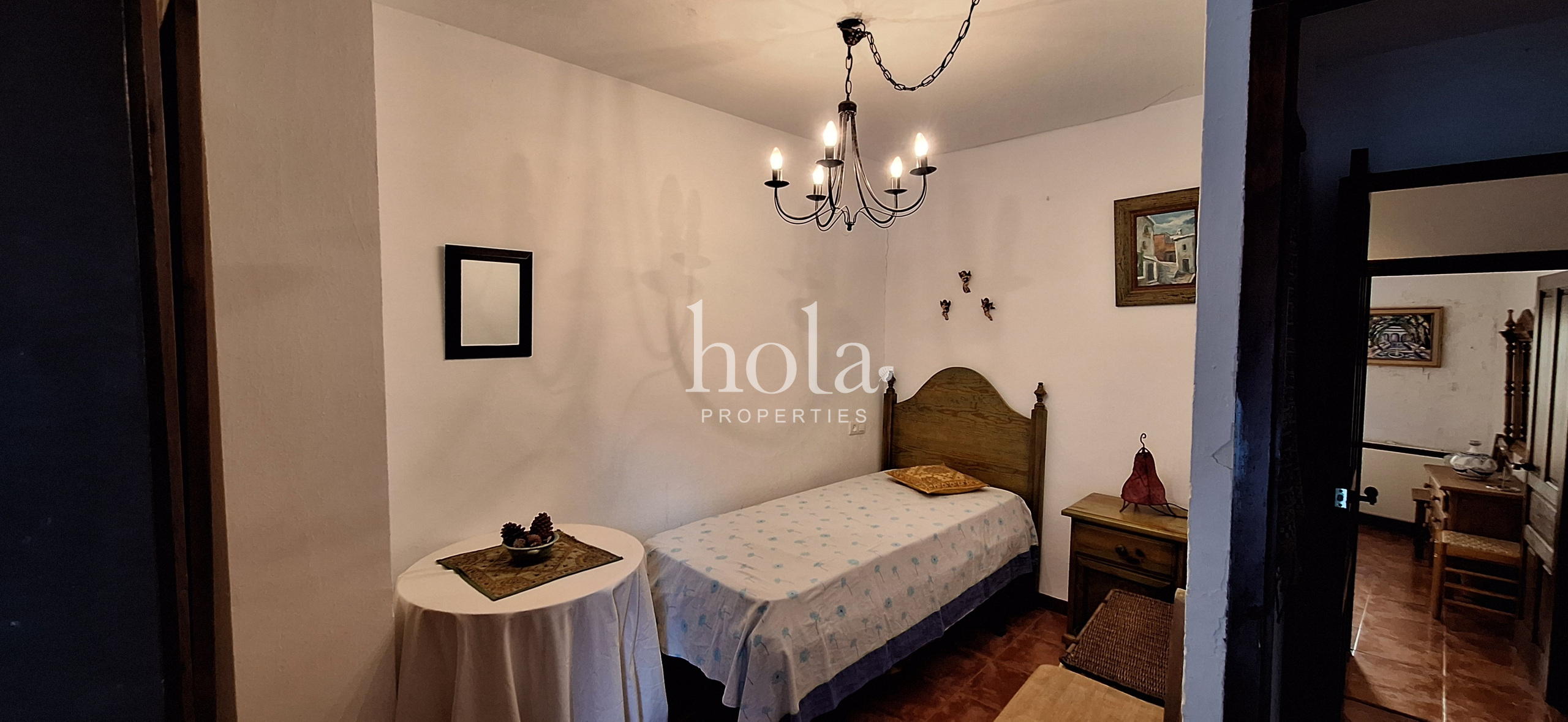 3 Bed, 2 Bath, HouseFor Sale, Niguelas, Granada