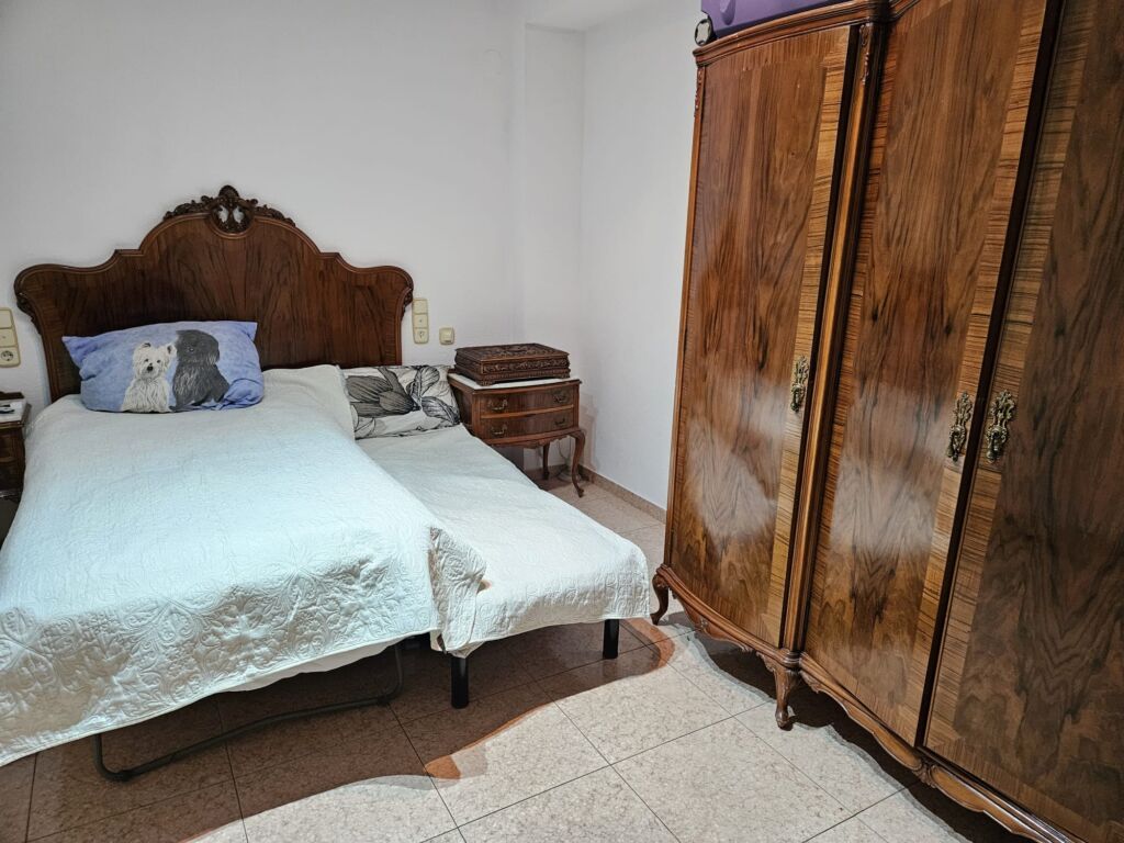 3 Bed, 1 Bath, ApartmentFor Sale, Oliva, Valencia, 46780