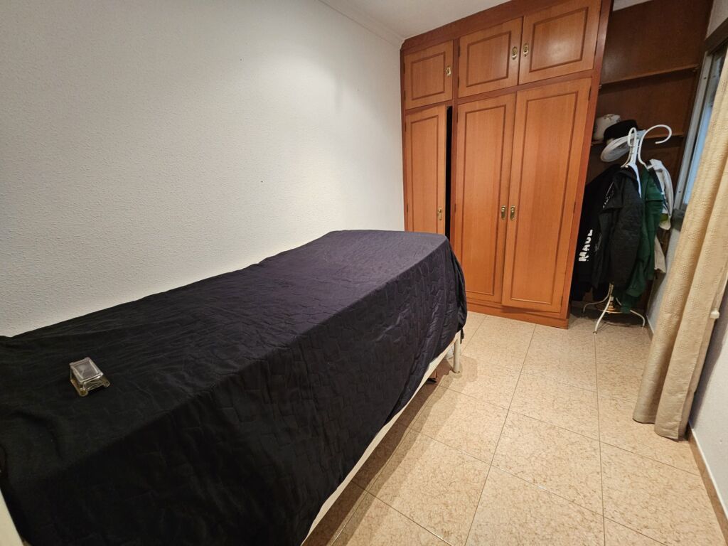 3 Bed, 1 Bath, ApartmentFor Sale, Oliva, Valencia, 46780