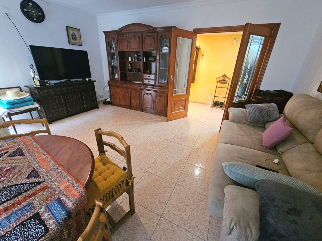 3 Bed, 1 Bath, ApartmentFor Sale, Oliva, Valencia, 46780