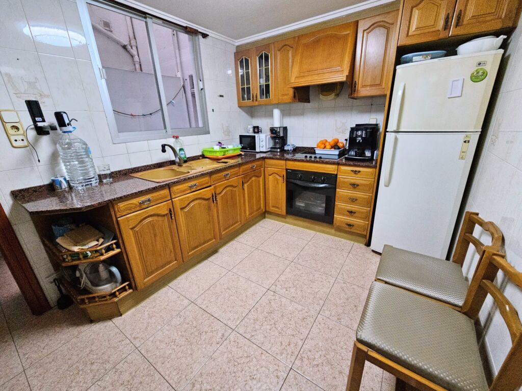 3 Bed, 1 Bath, ApartmentFor Sale, Oliva, Valencia, 46780