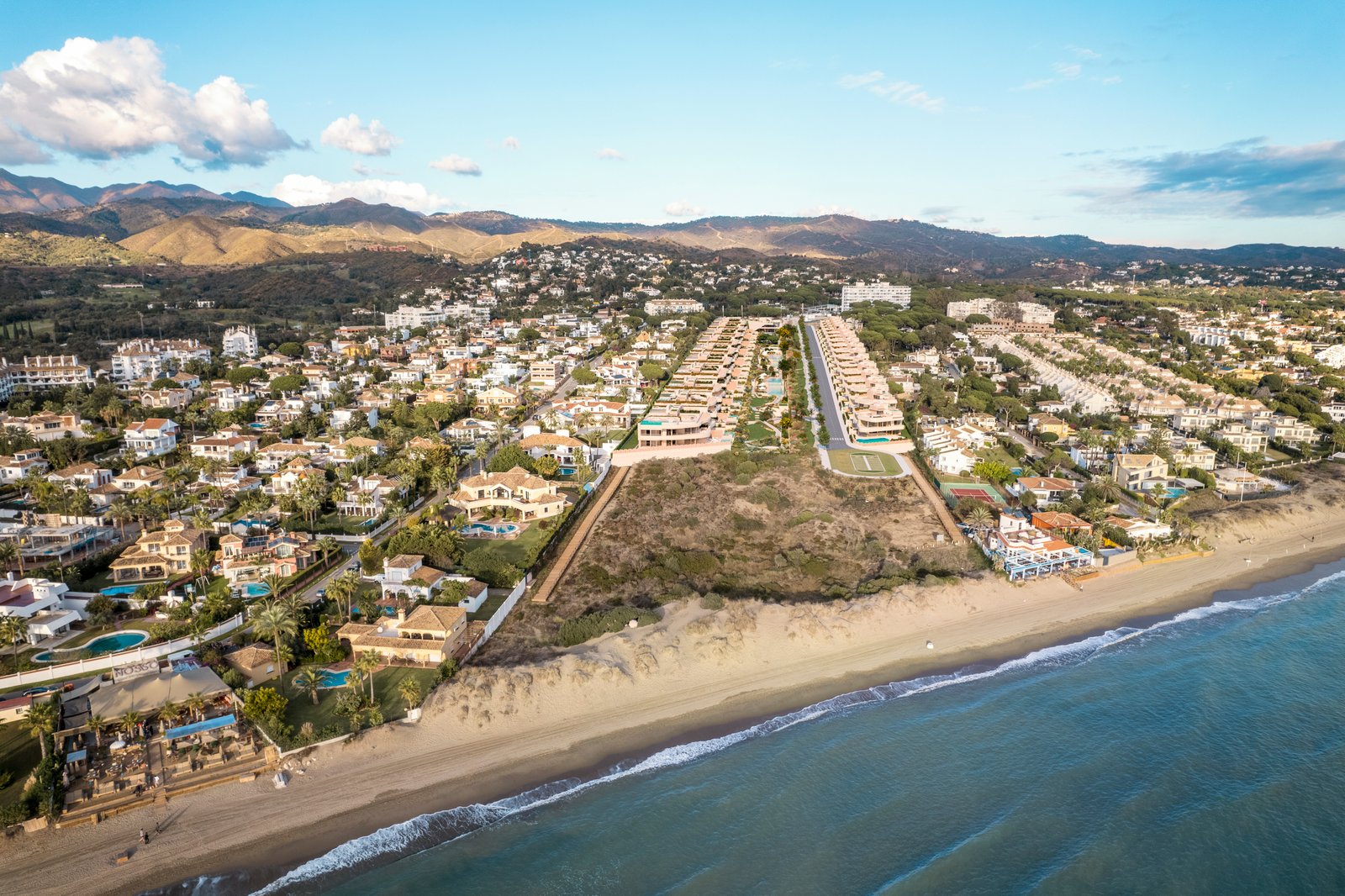 3 Bed, 3.5 Bath, ApartmentFor Sale, Marbella, Malaga